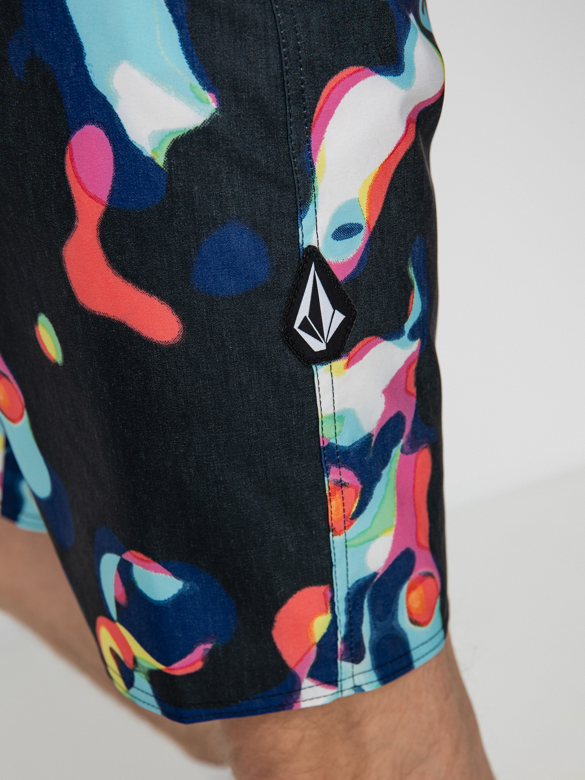 Boardshorty Volcom Saturate Stoney 19 (black)