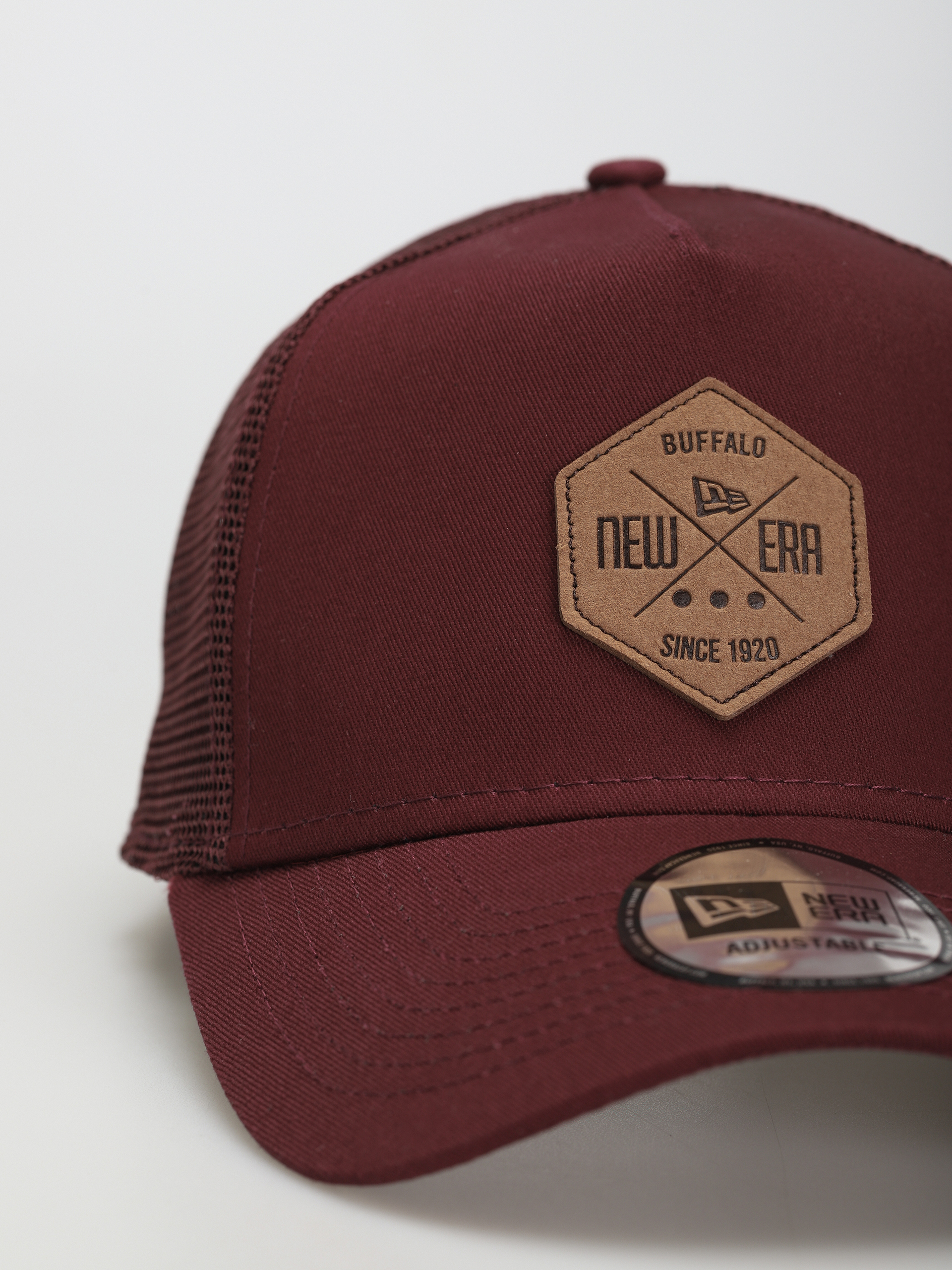 Czapka z daszkiem New Era Heritage Patch 9Forty Trucker (maroon)