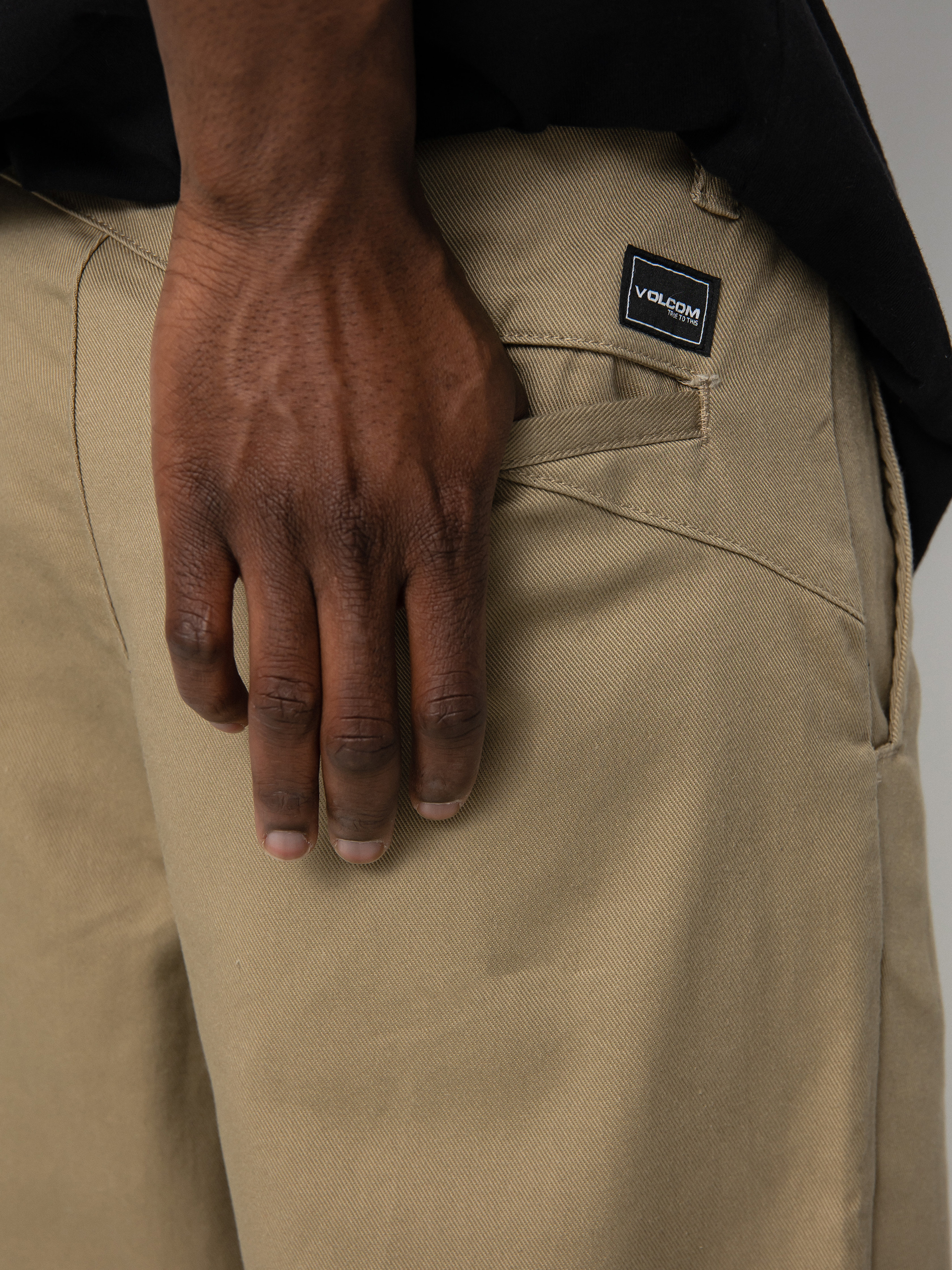 Spodnie Volcom Loose Truck Chino (khaki)