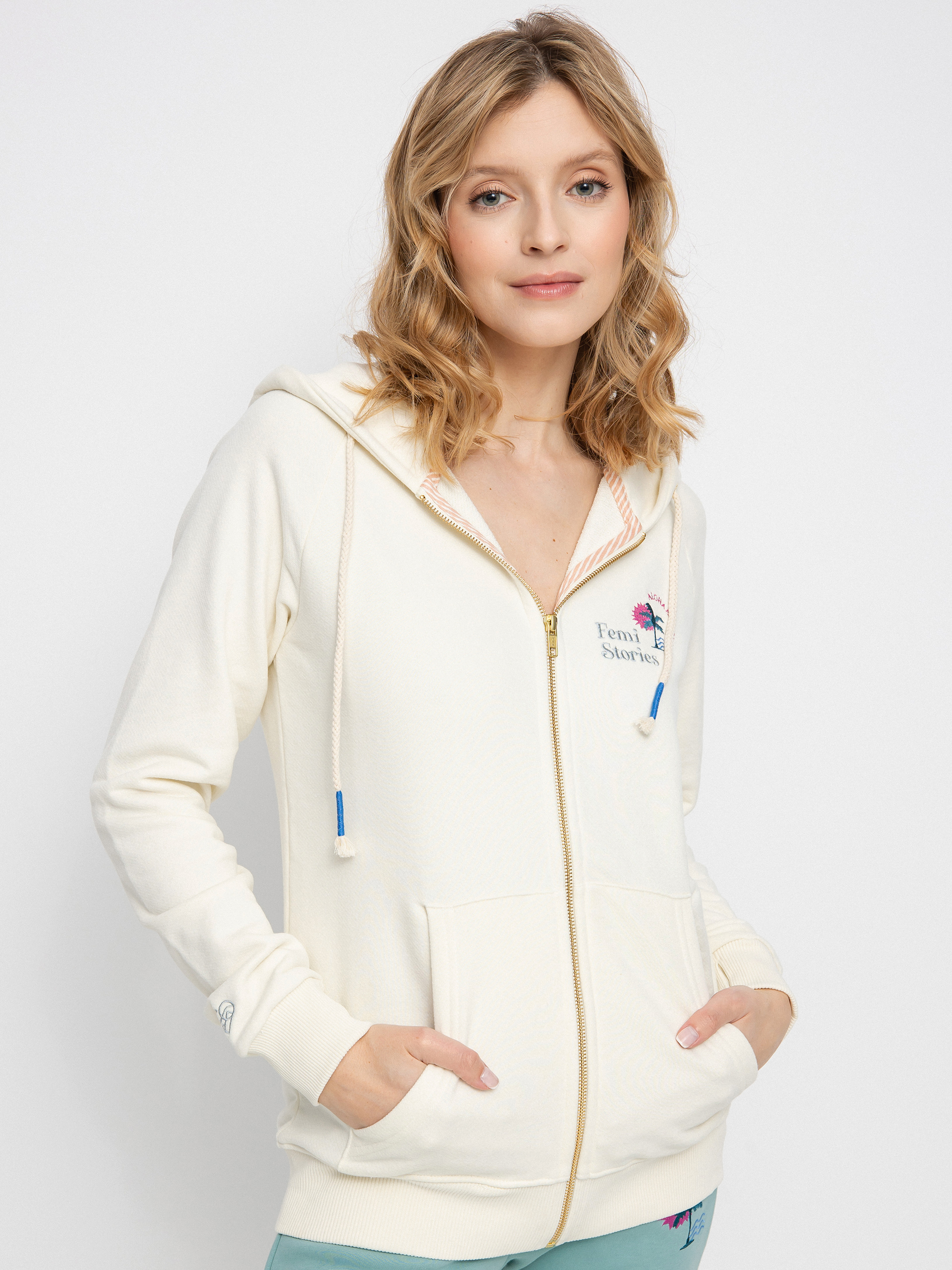 Bluza z kapturem Femi Stories Bloom ZHD Wmn (ecr)