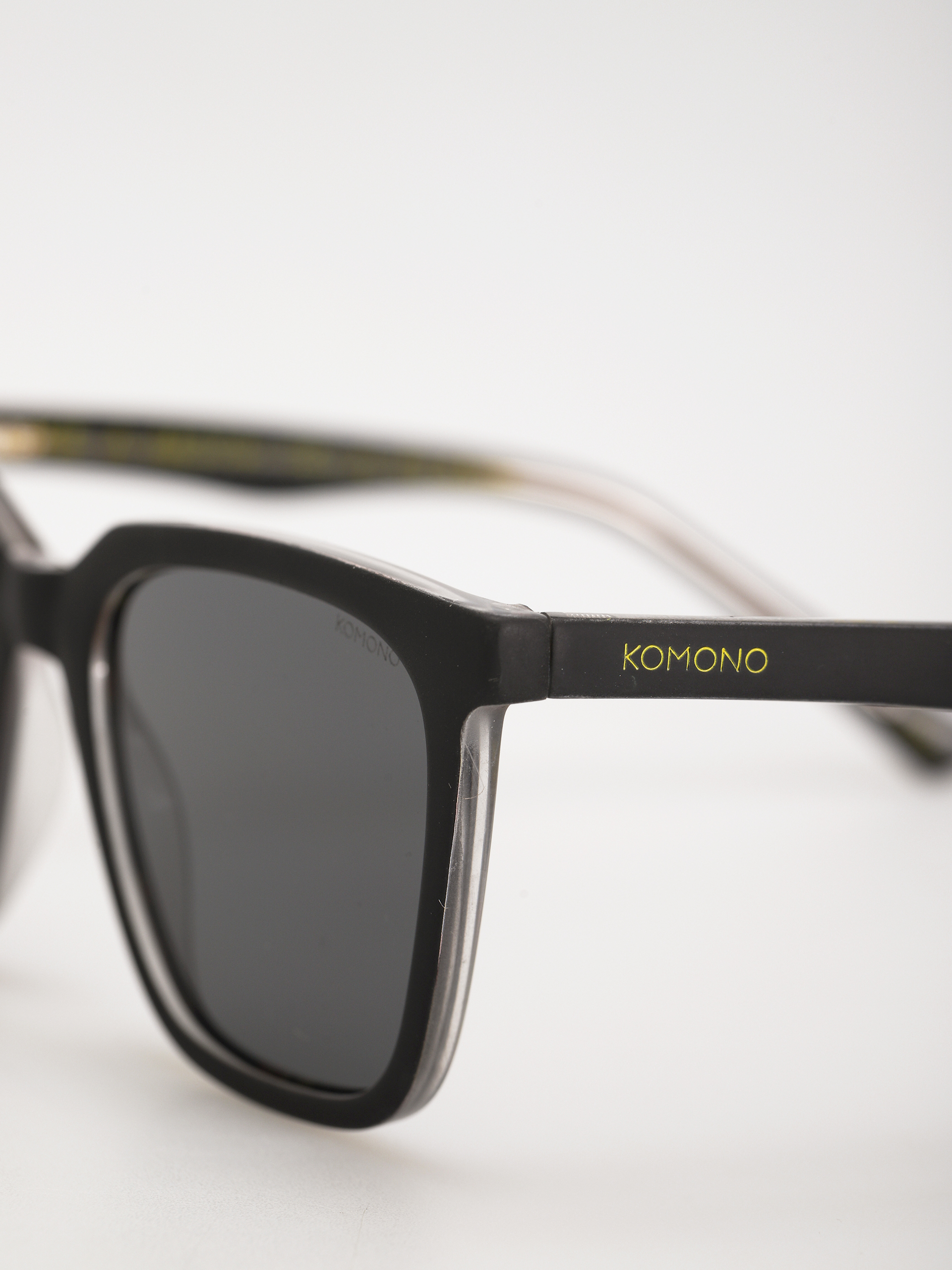 Okulary przeciwsłoneczne Komono Jay (10 year paisley)