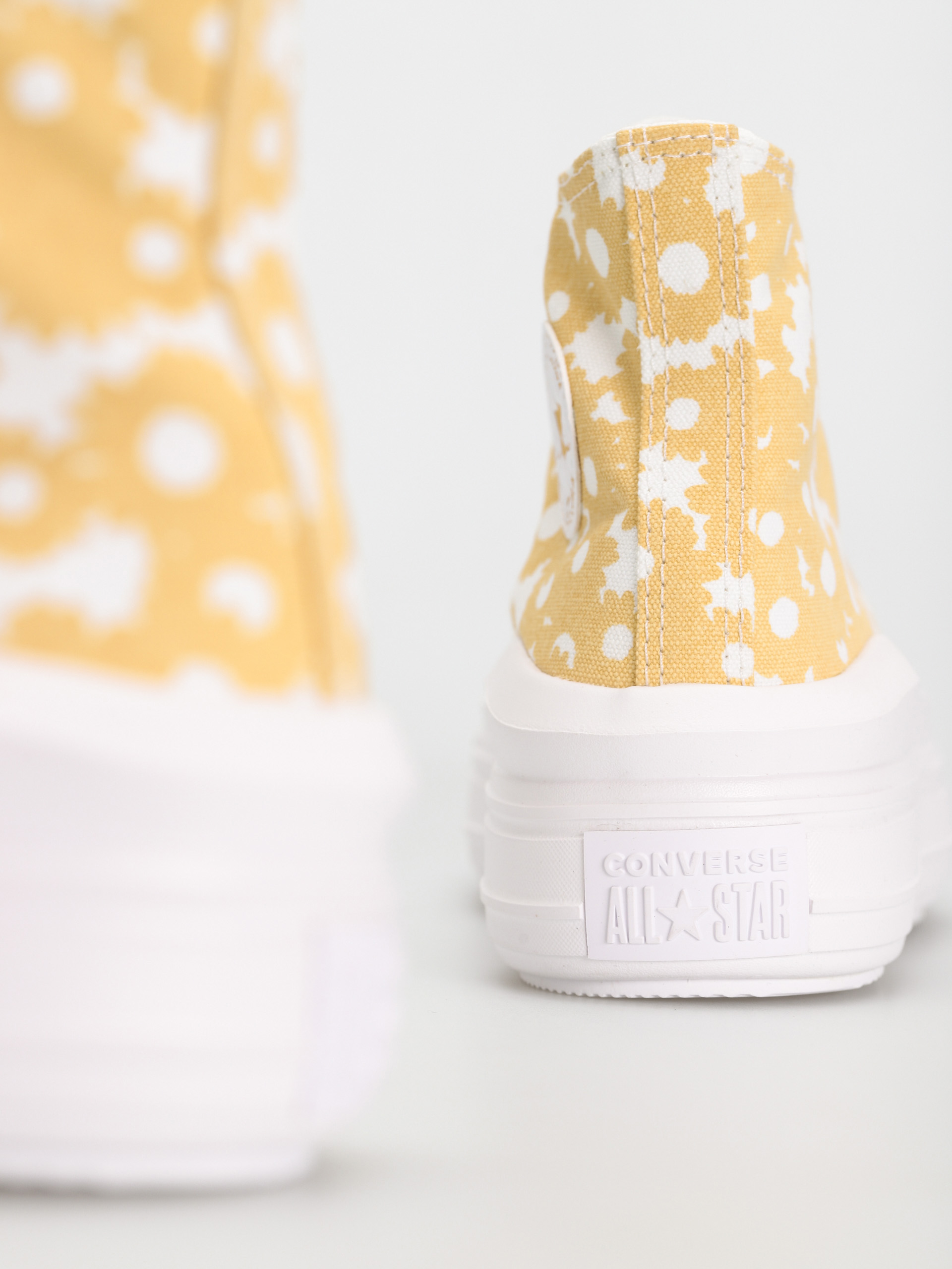 Buty Converse Chuck Taylor All Star Move Hi Wmn (cyber mango/white/white)