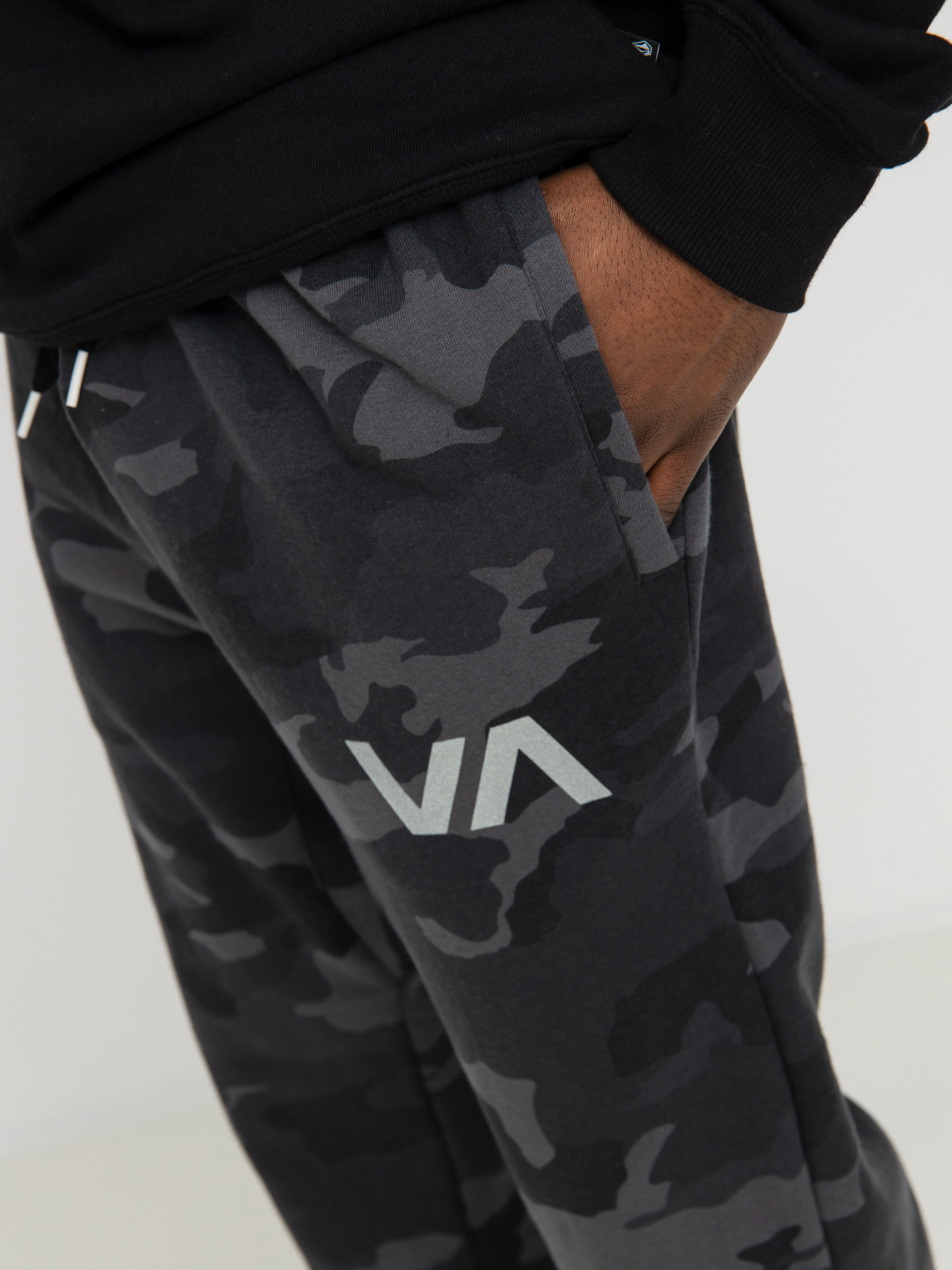 Spodnie RVCA Swift Sweat (camo)
