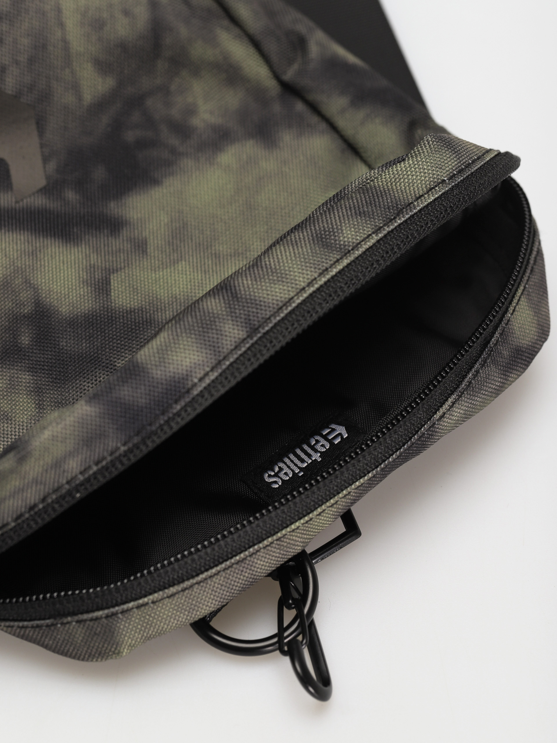 Saszetka Etnies Vagabond Satchel (tie dye)