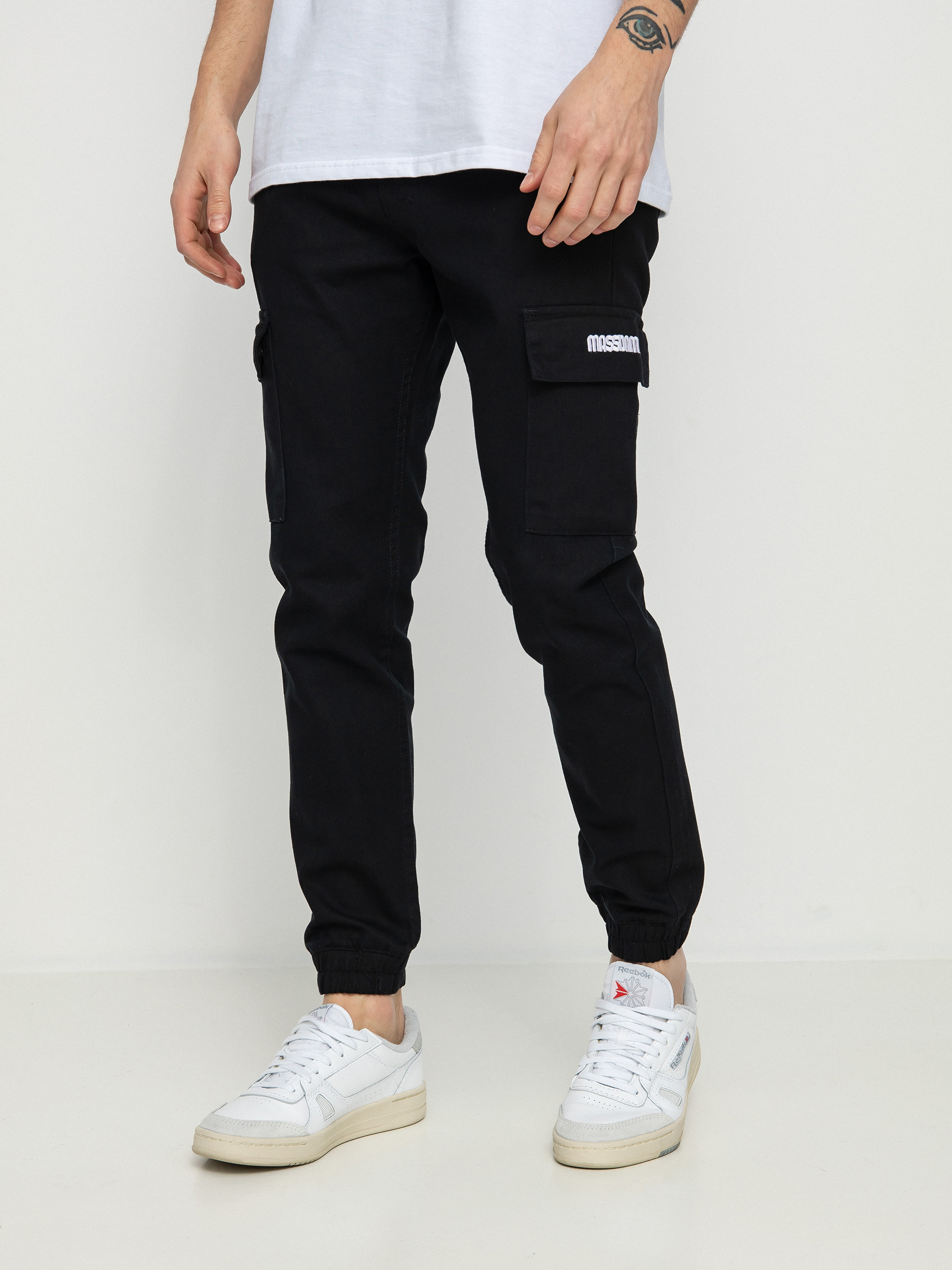 Spodnie MassDnm Cargo Sneaker Fit (black)