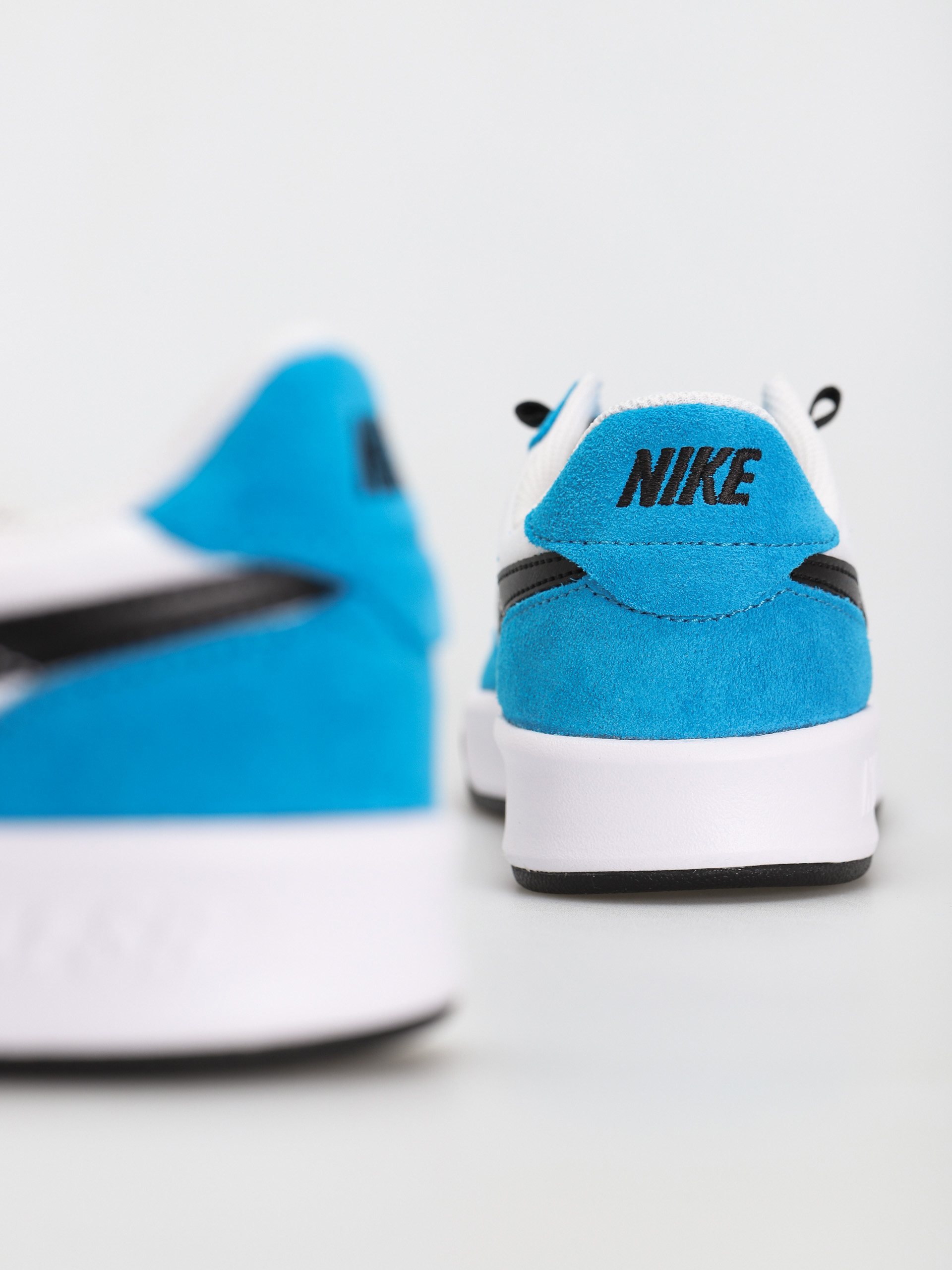 Buty Nike SB Adversary Premium (laser blue/black white black)