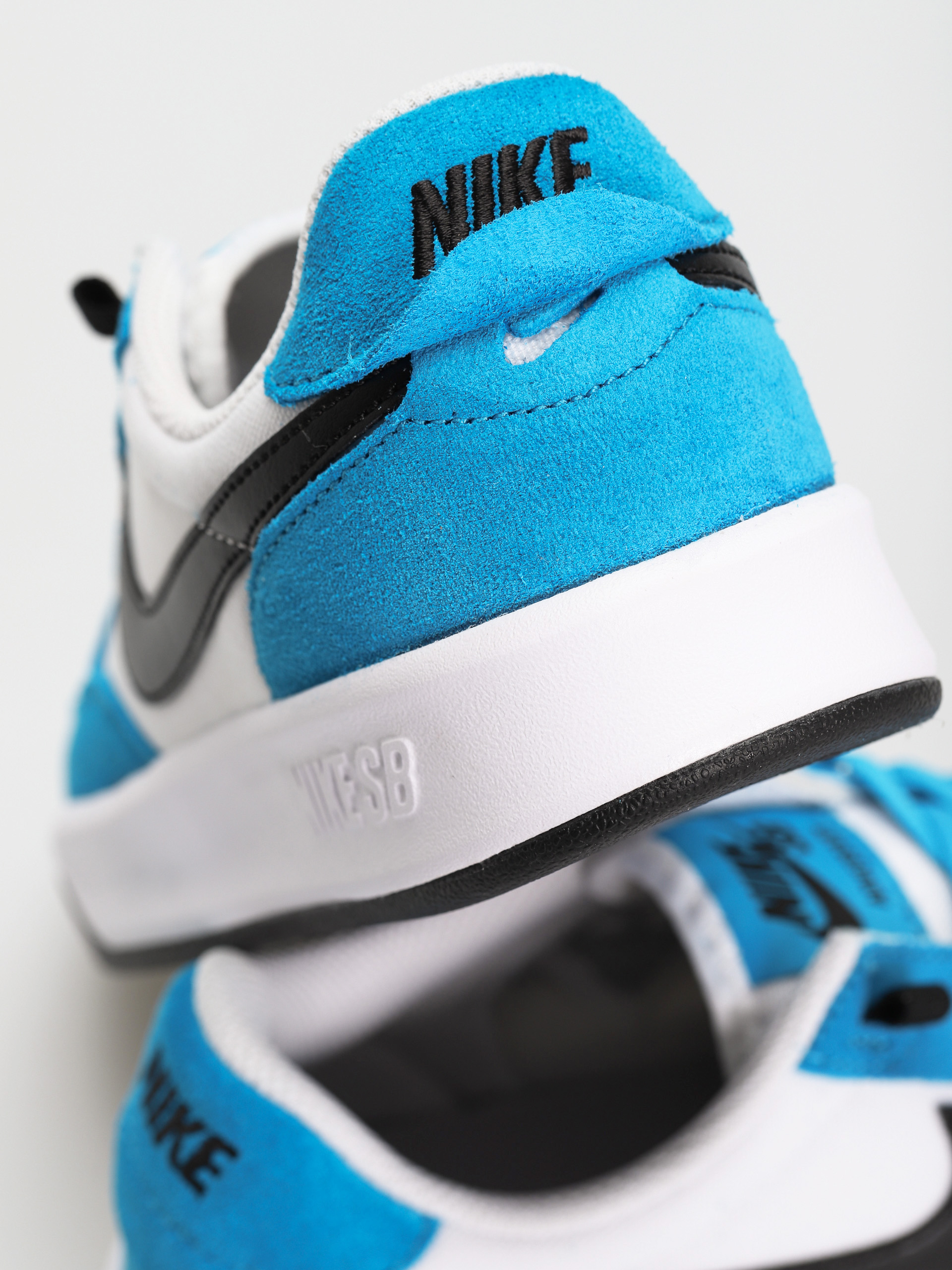 Buty Nike SB Adversary Premium (laser blue/black white black)