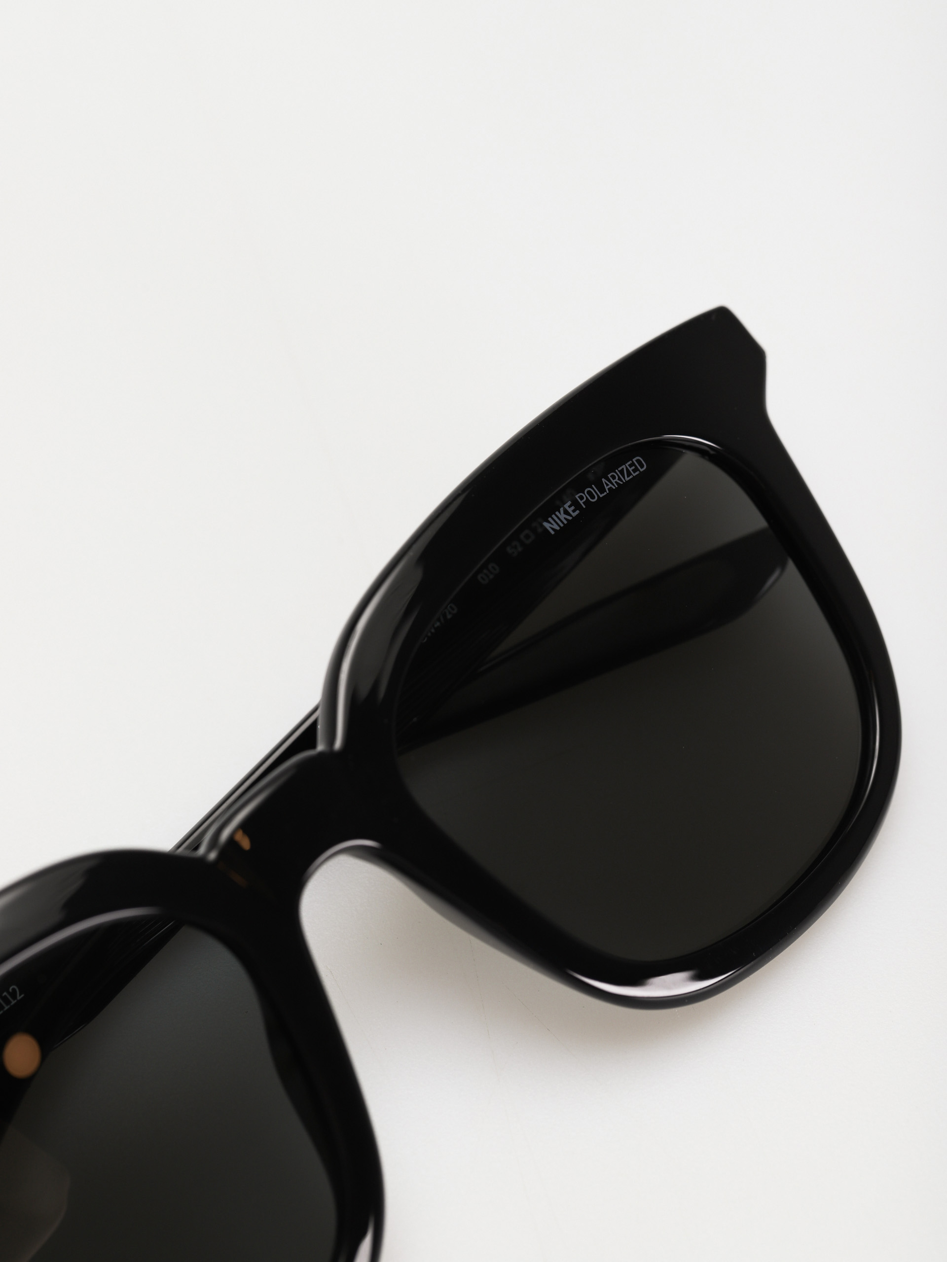 Okulary przeciwsłoneczne Nike Myriad (shiny black/silver grey polarized lens)