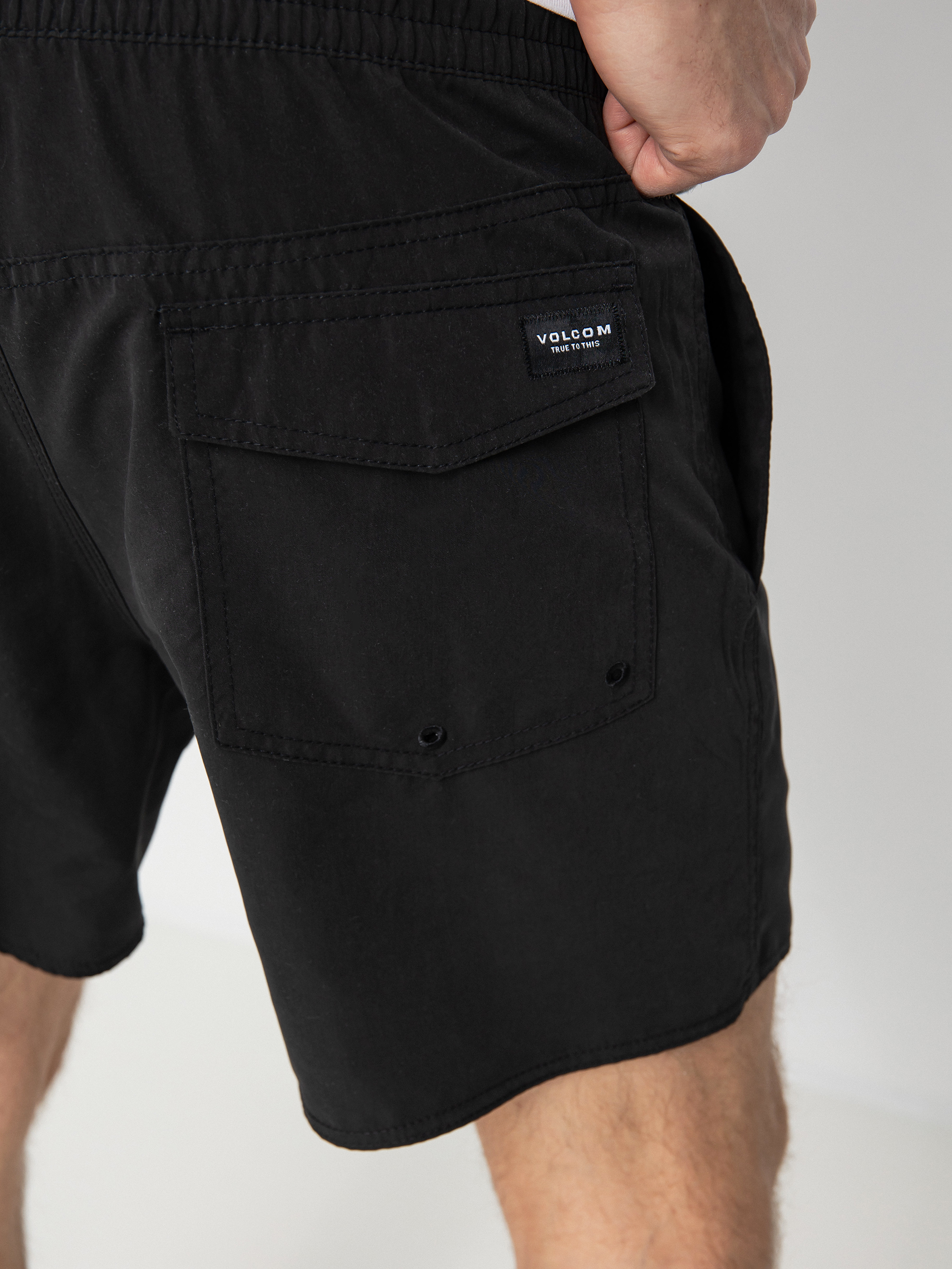 Boardshorty Volcom Lido Solid Trunk 16 (black)