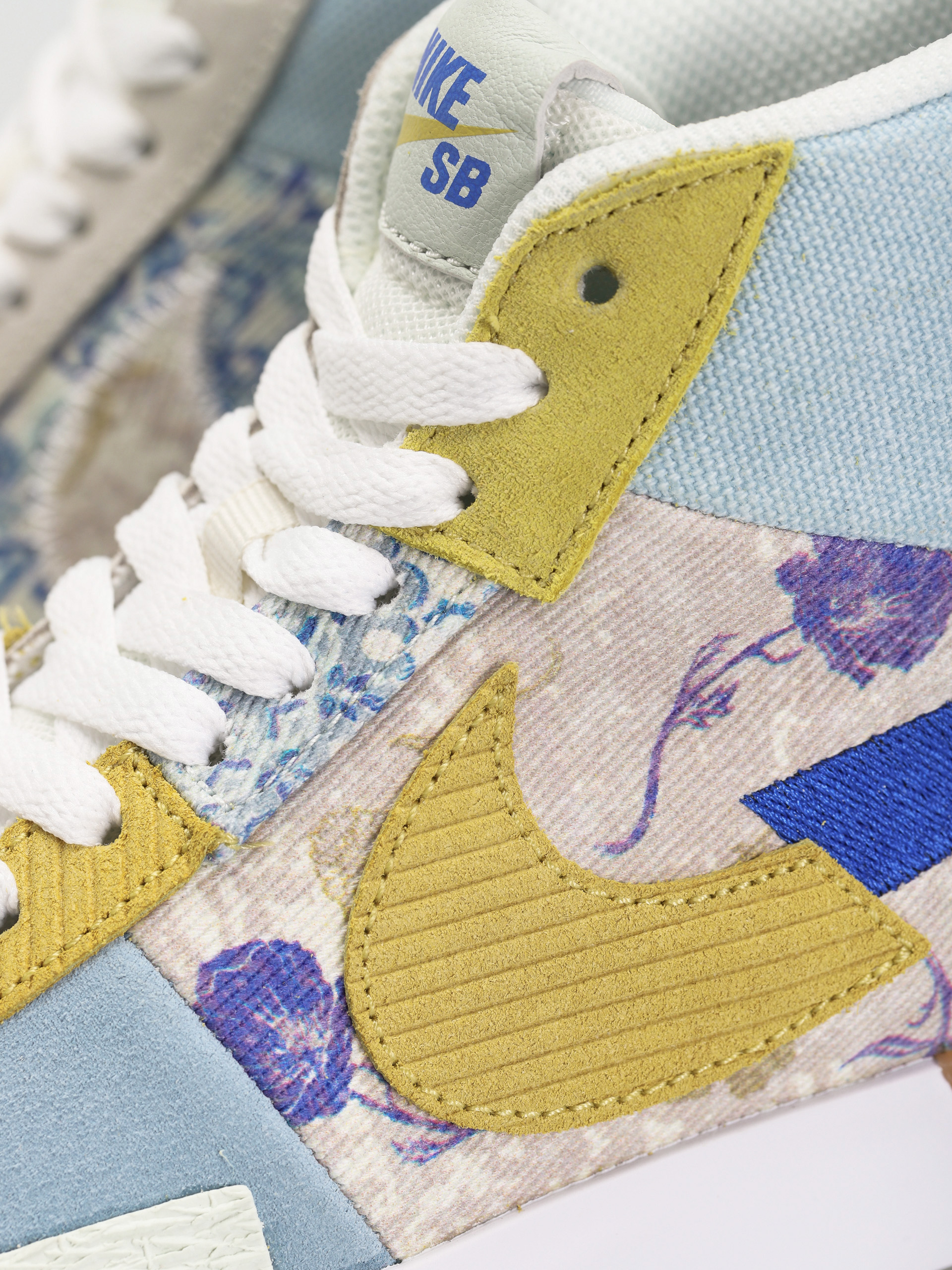 Buty Nike SB Zoom Blazer Mid Premium (boarder blue/racer blue celery)