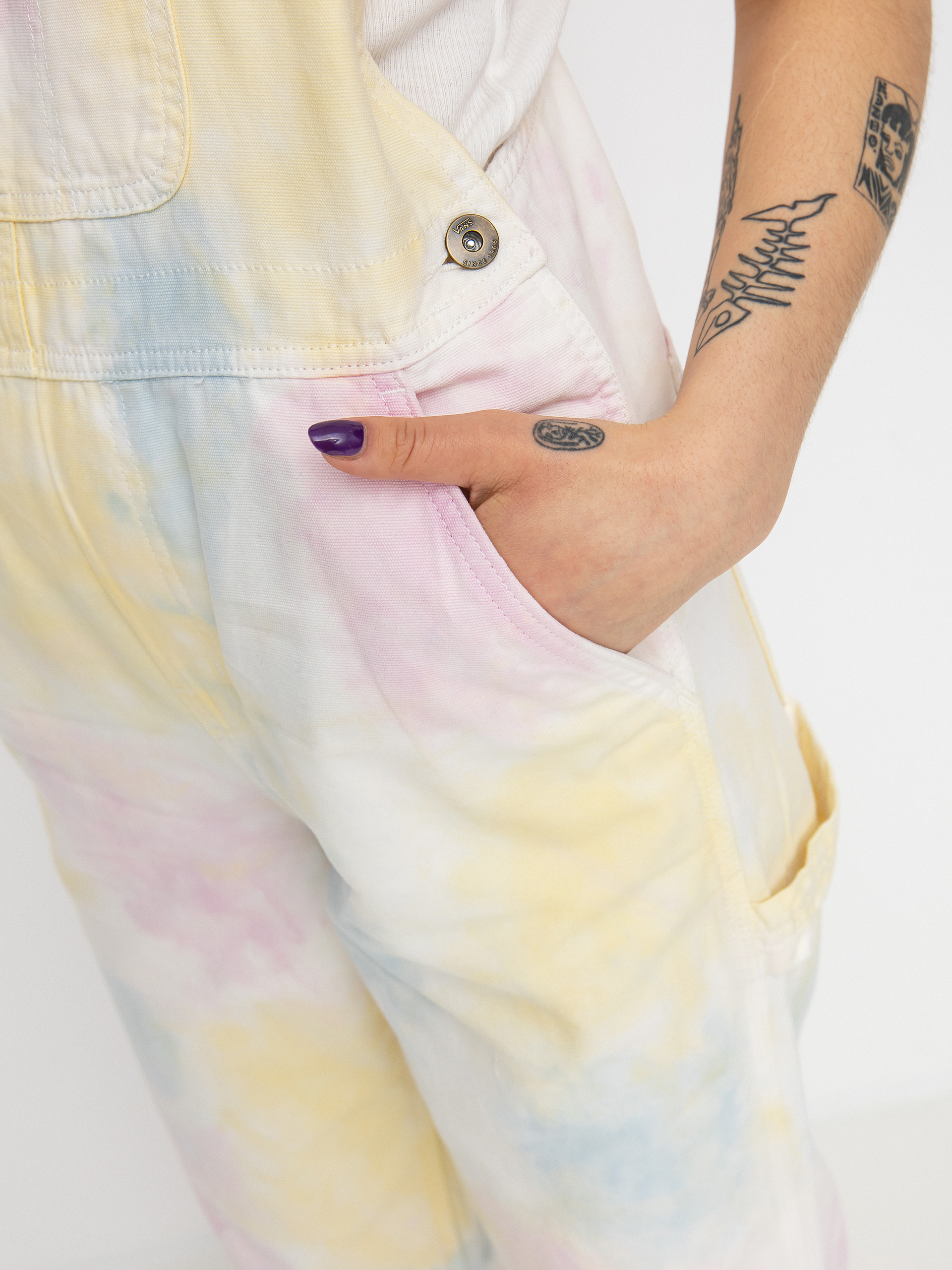 Spodnie Vans Tri Dye Ground Work Overall Wmn (cradle pink)