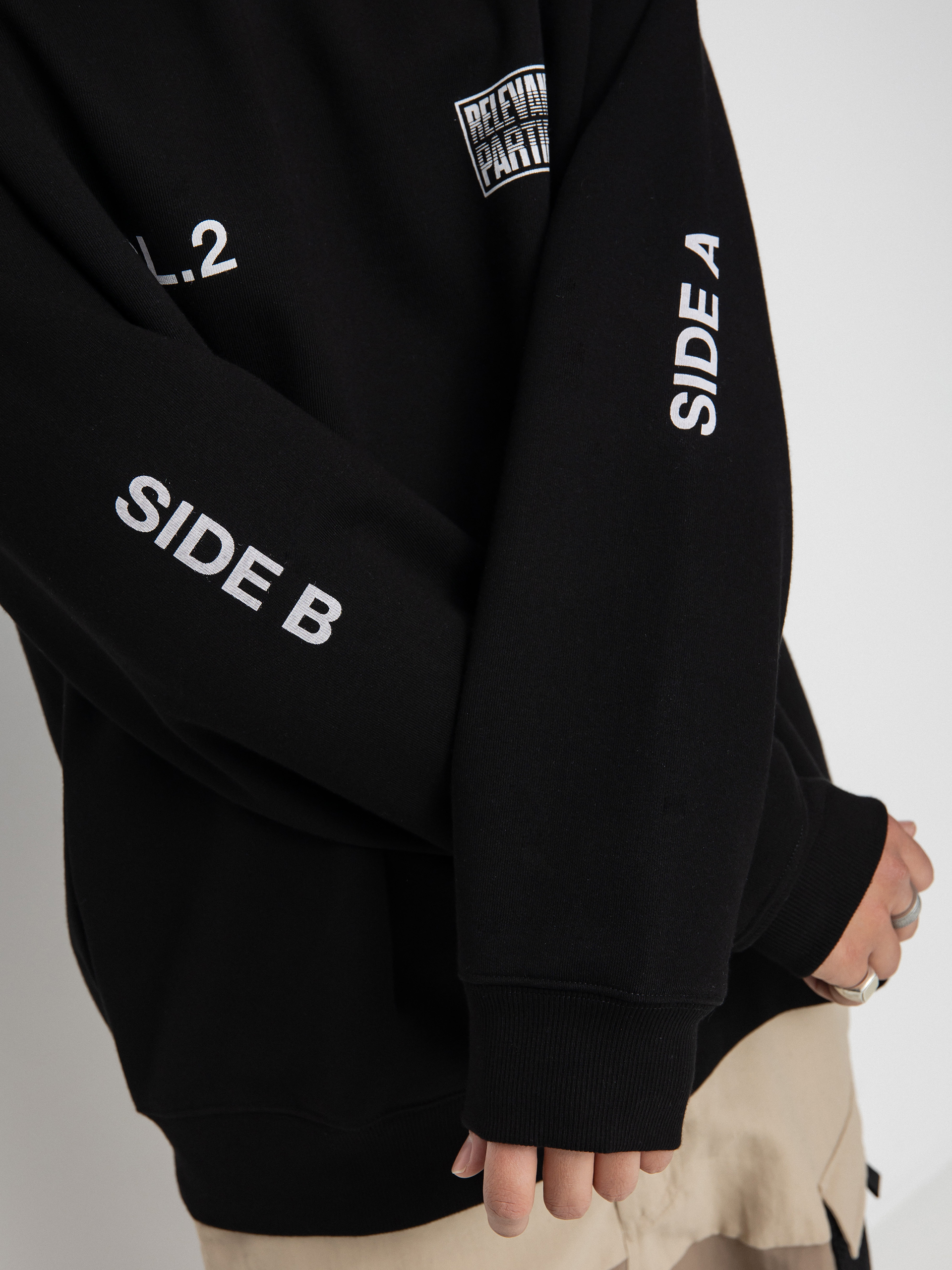 Bluza Carhartt WIP X Relevant Parties Vol 2 (black/white)