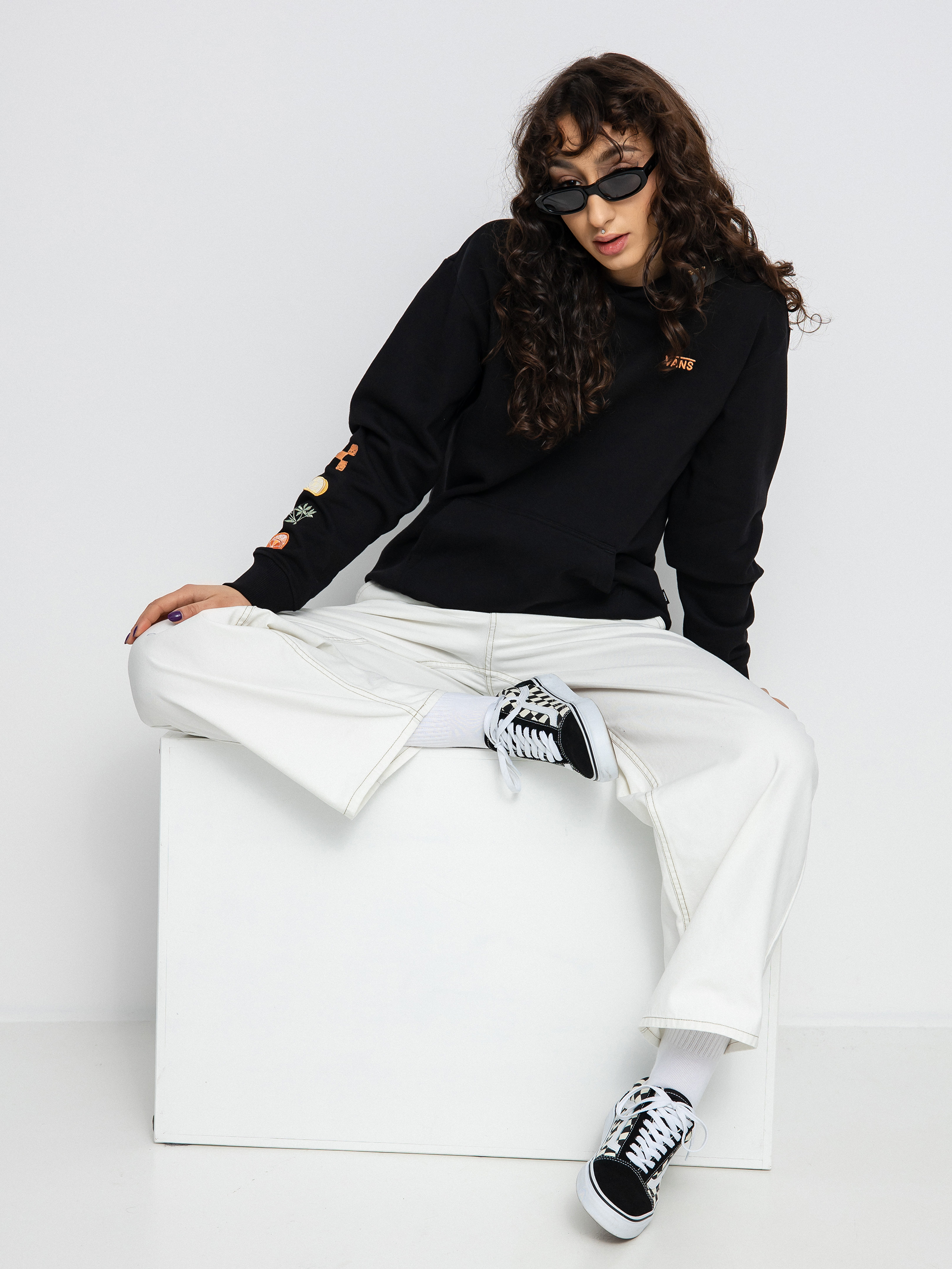 Bluza z kapturem Vans Lizzie Armanto HD Wmn (black)