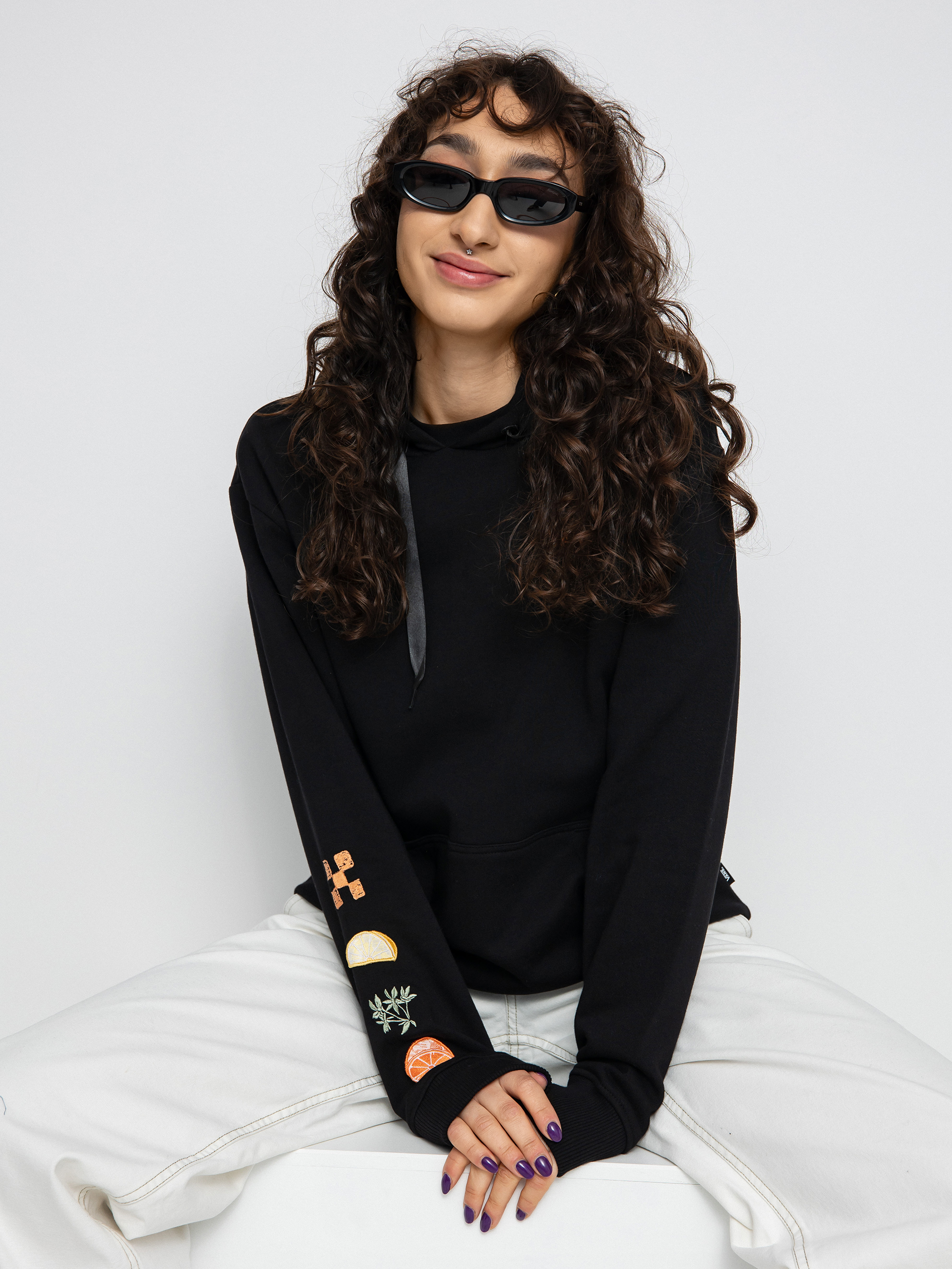 Bluza z kapturem Vans Lizzie Armanto HD Wmn (black)