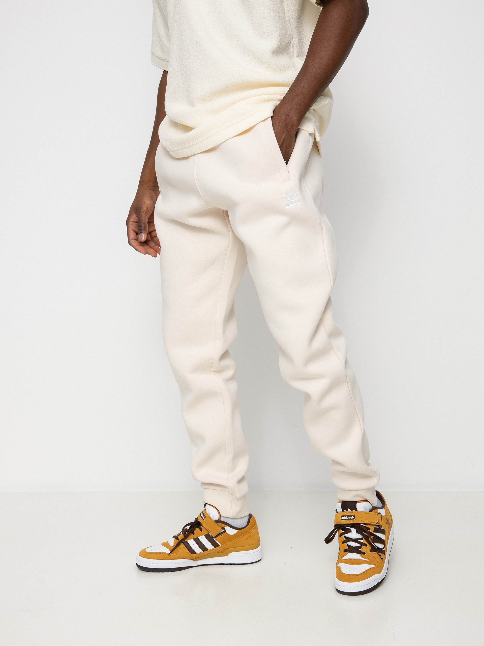 Spodnie adidas Originals Essentials (wonder white)