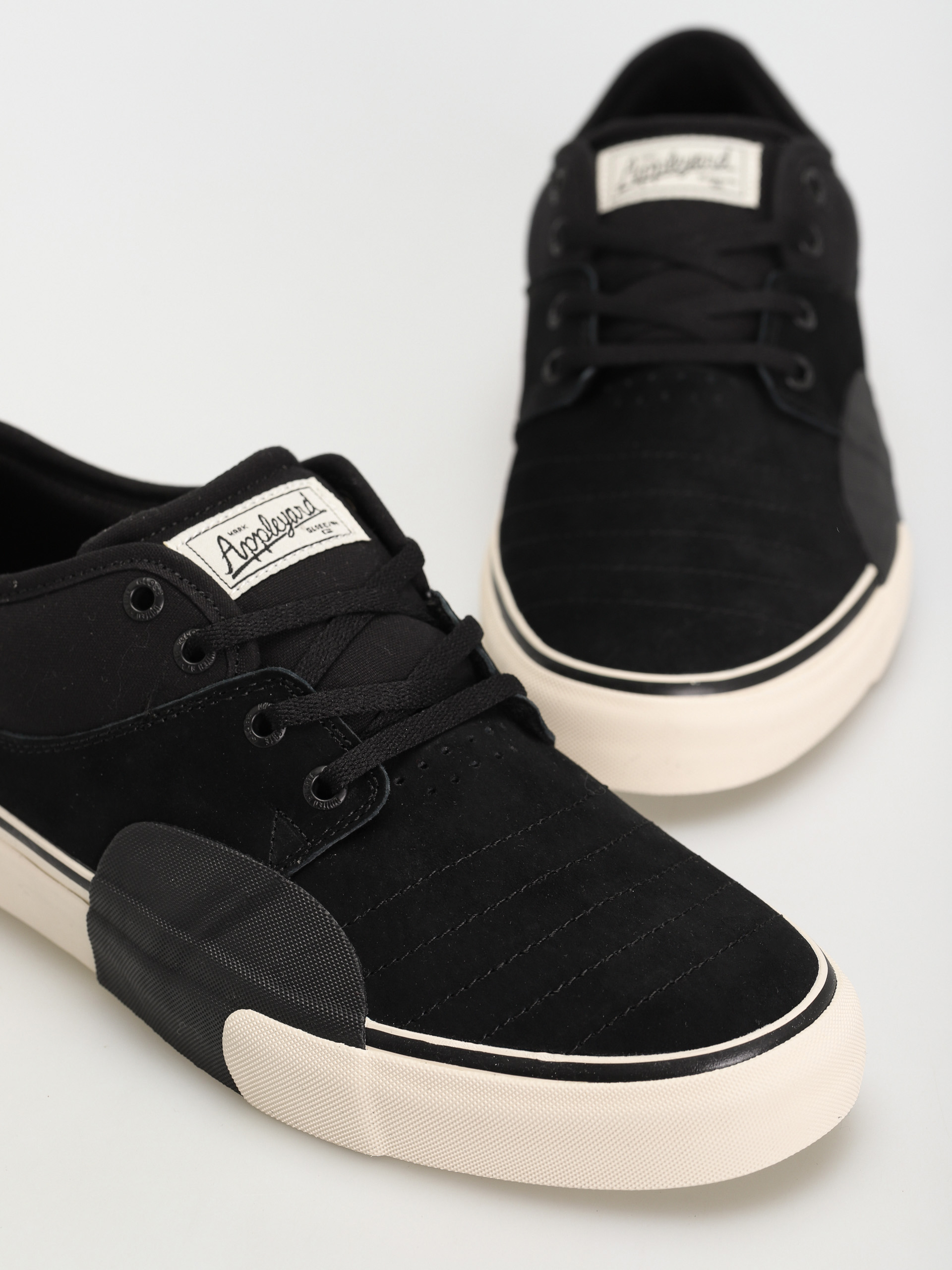 Buty Globe Mahalo Plus (black/antique) 