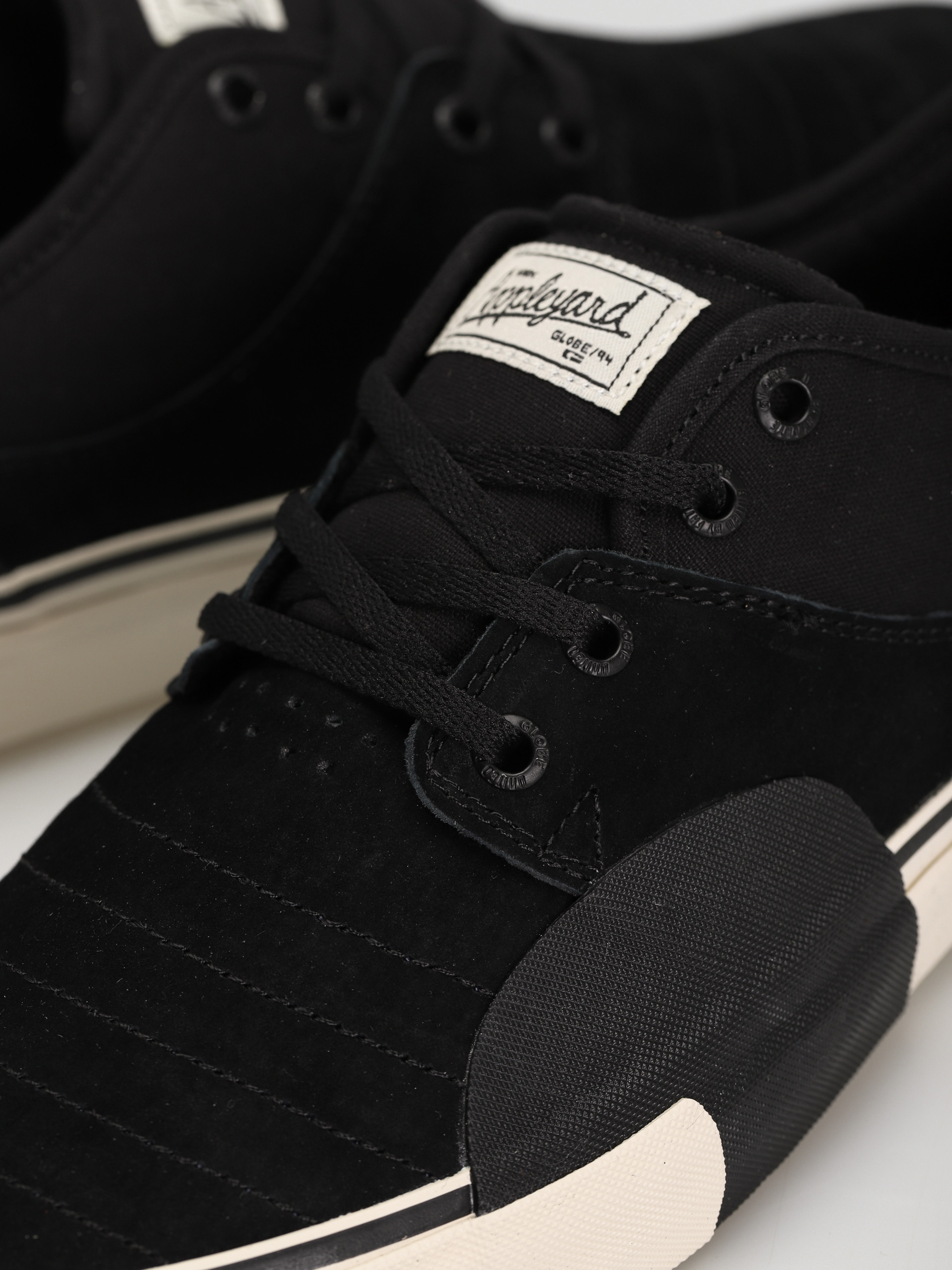 Buty Globe Mahalo Plus (black/antique) 