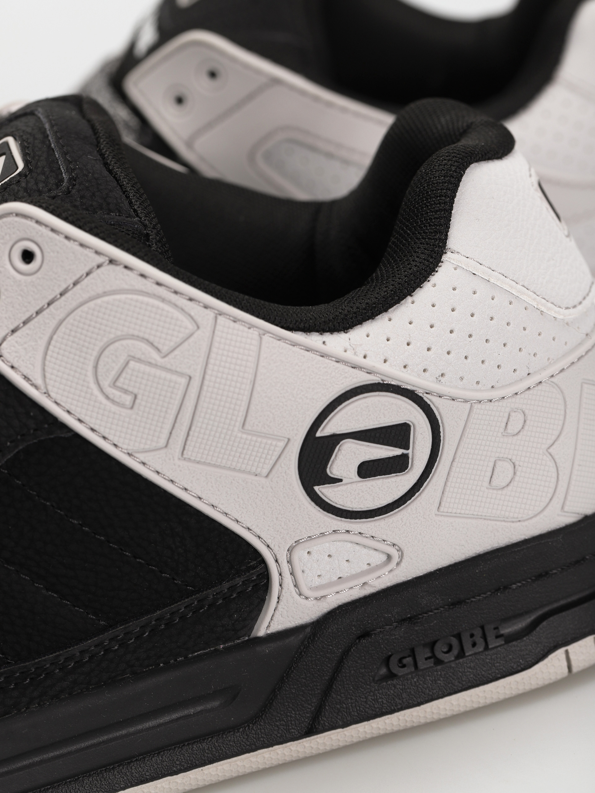 Buty Globe Tilt (black/black/alloy)