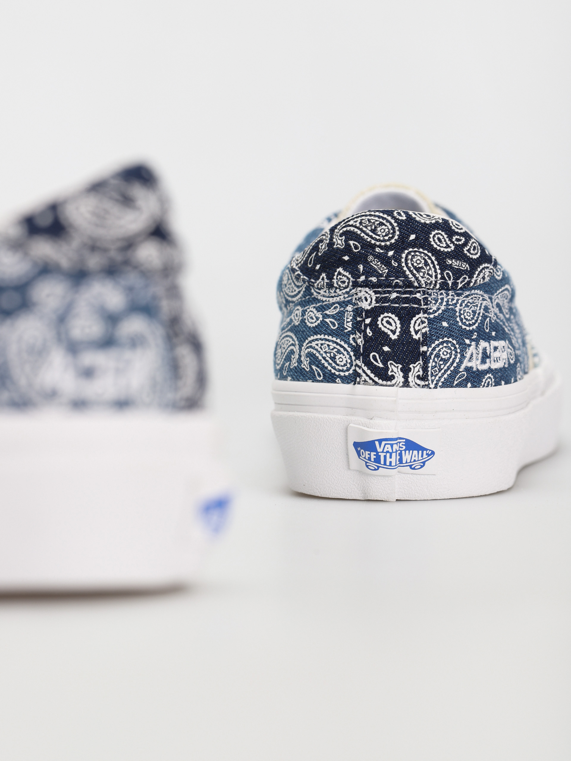 Buty Vans Acer Ni Sp (bandana/multi/true white)