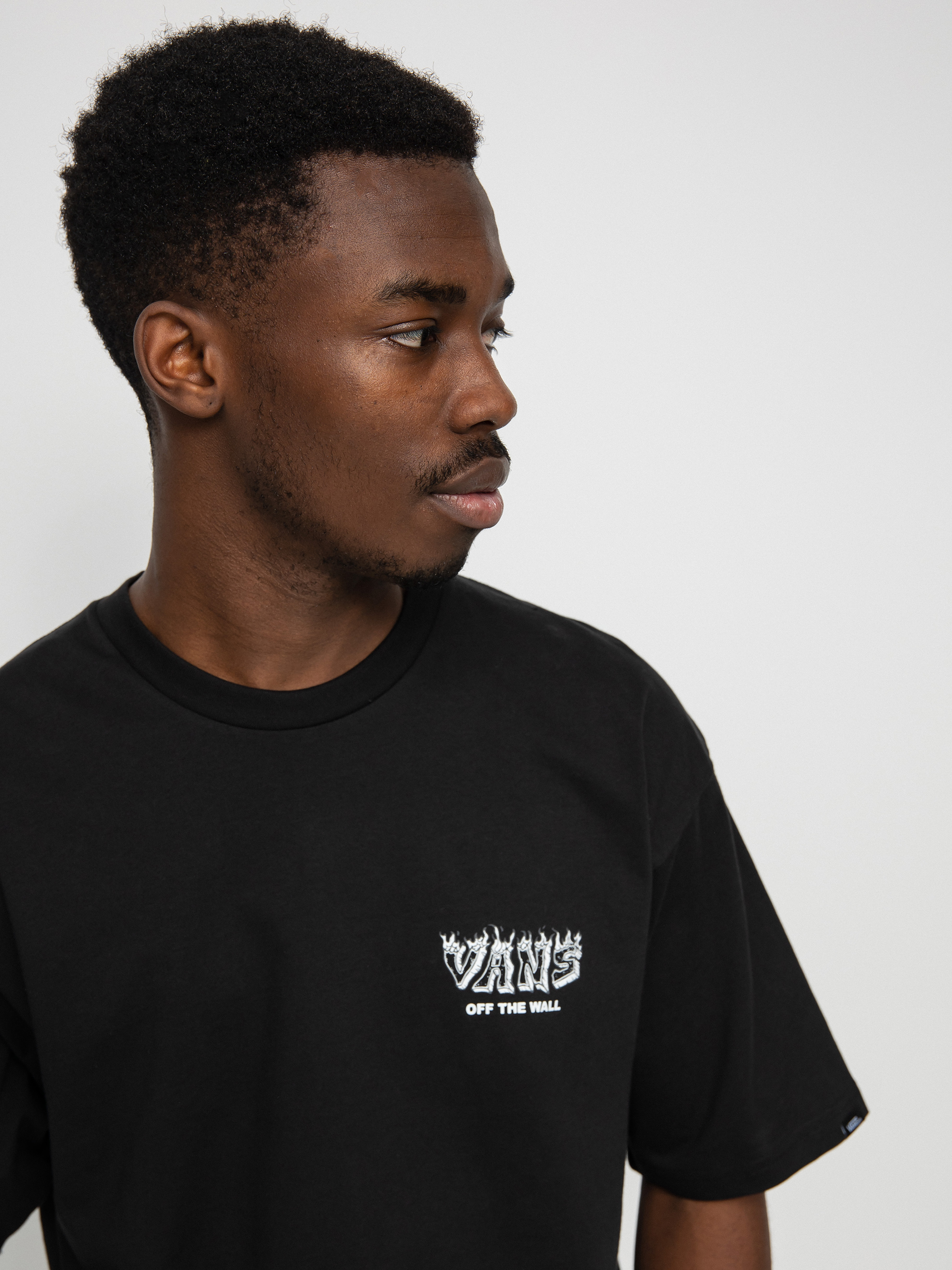 T-shirt Vans Still Got Time (black)