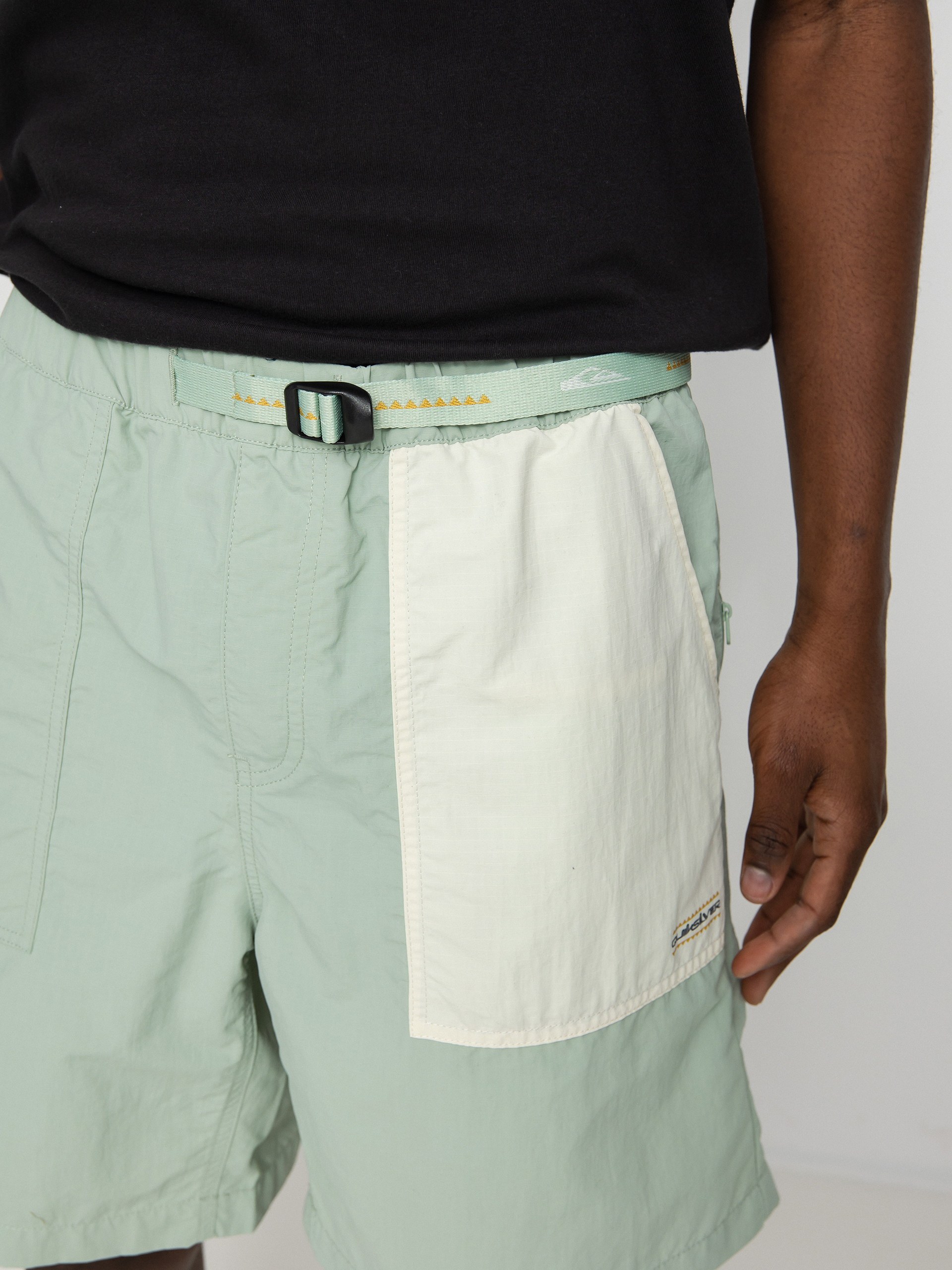 Szorty Quiksilver Run Ashore (frosty green)