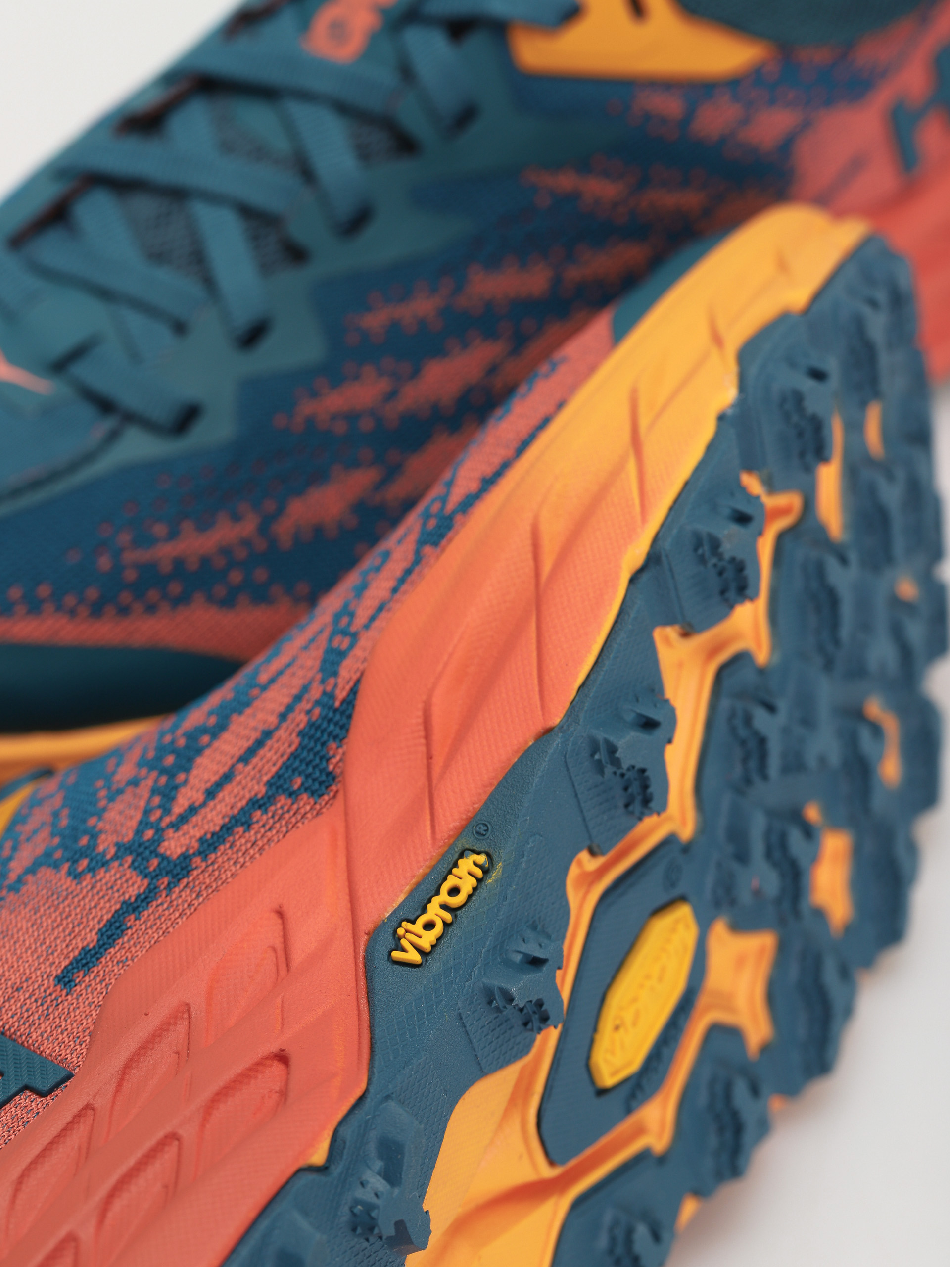 Buty Hoka One One Speedgoat 5 Wmn (blue coral/camellia)