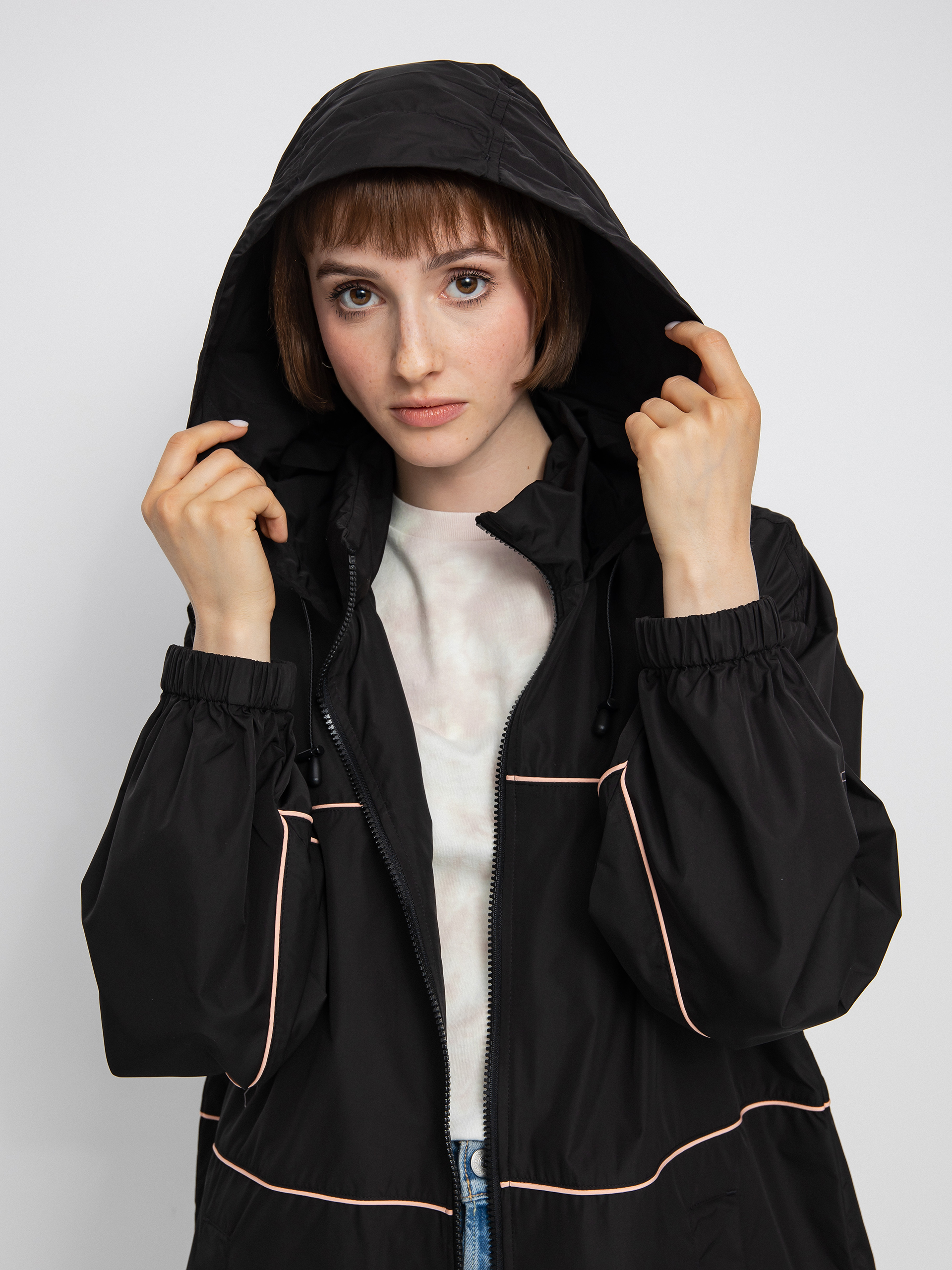 Kurtka Volcom Sumbreaker Wmn (black)