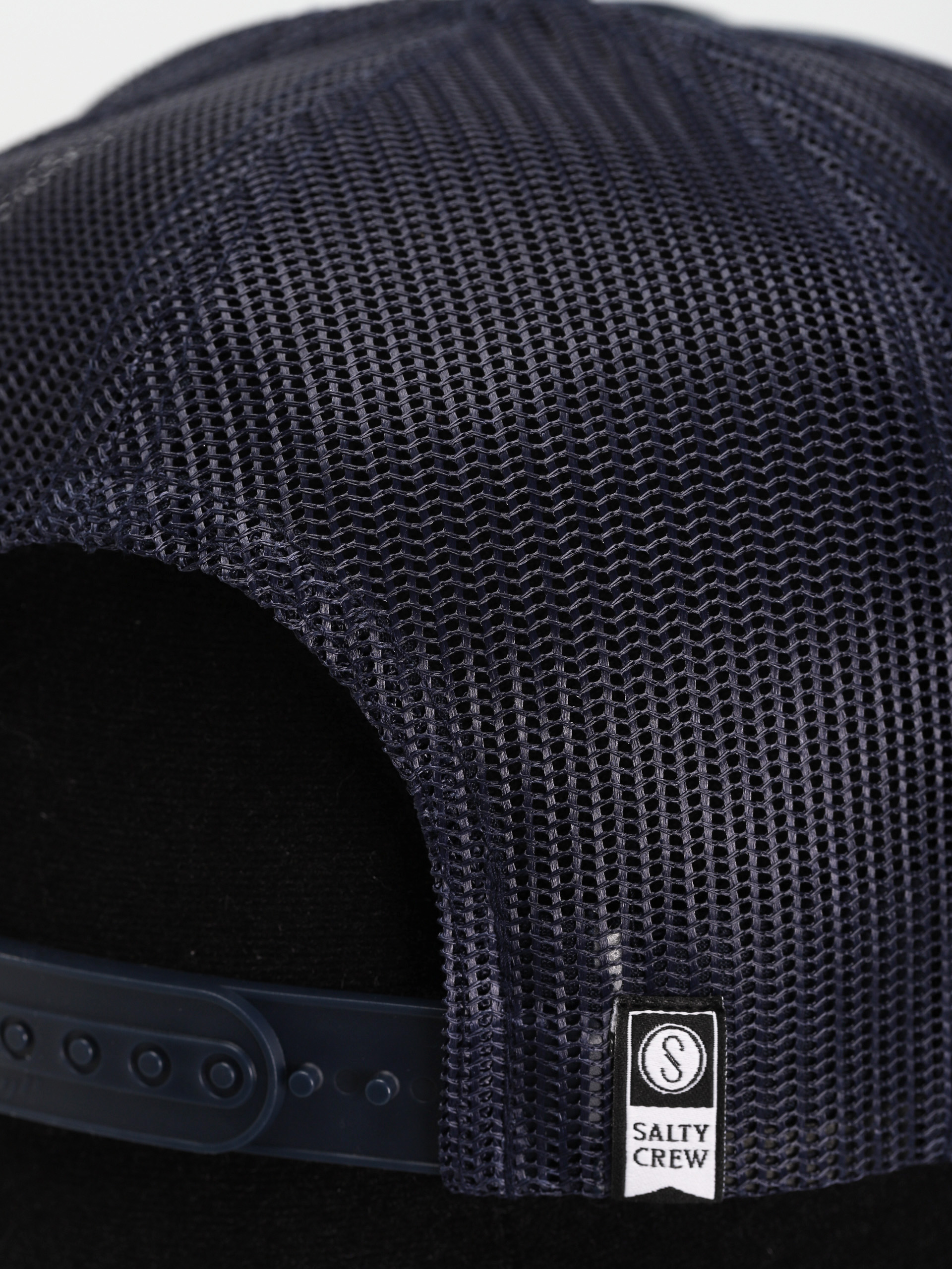 Czapka z daszkiem Salty Crew Stealth Trucker (navy)