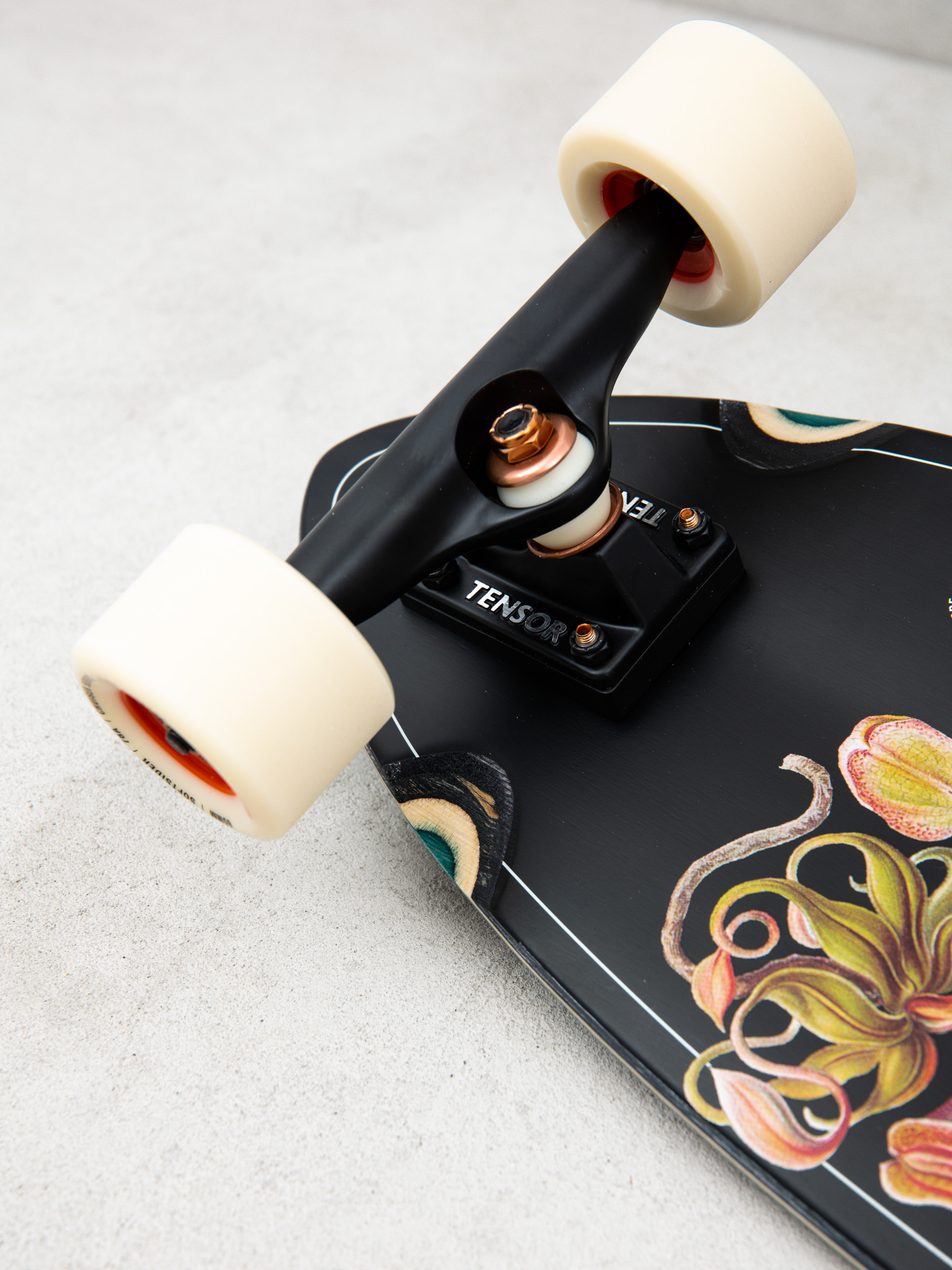 Longboard Globe Bells (pitcher)