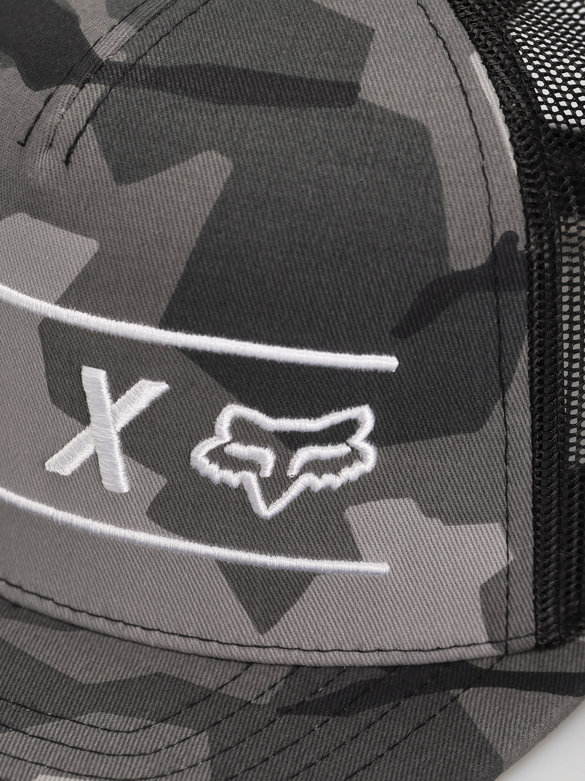 Czapka z daszkiem Fox Pinnacle Mesh (blk cam)