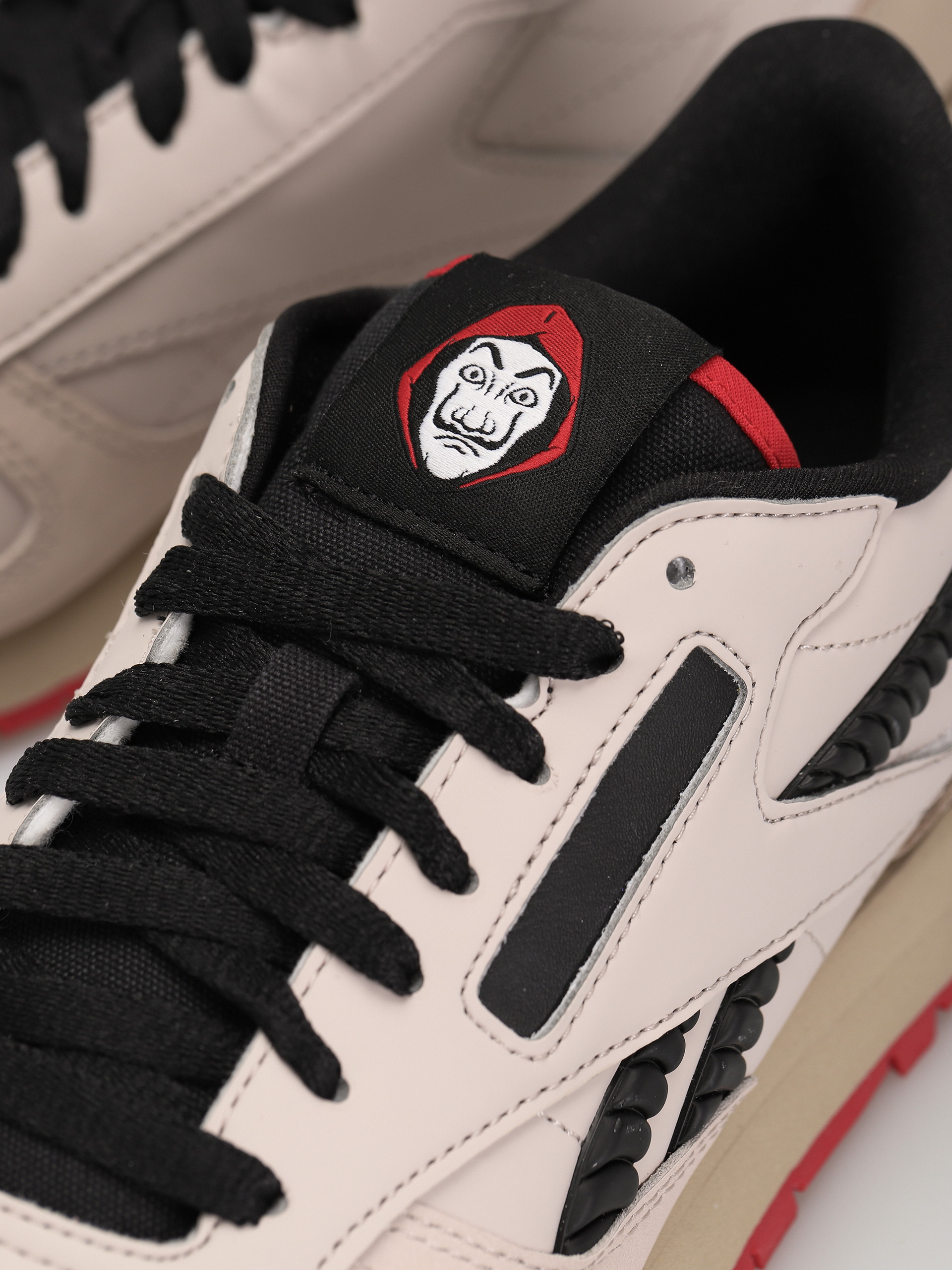 Buty Reebok Classic Leather (moowht/pebble/vecred)