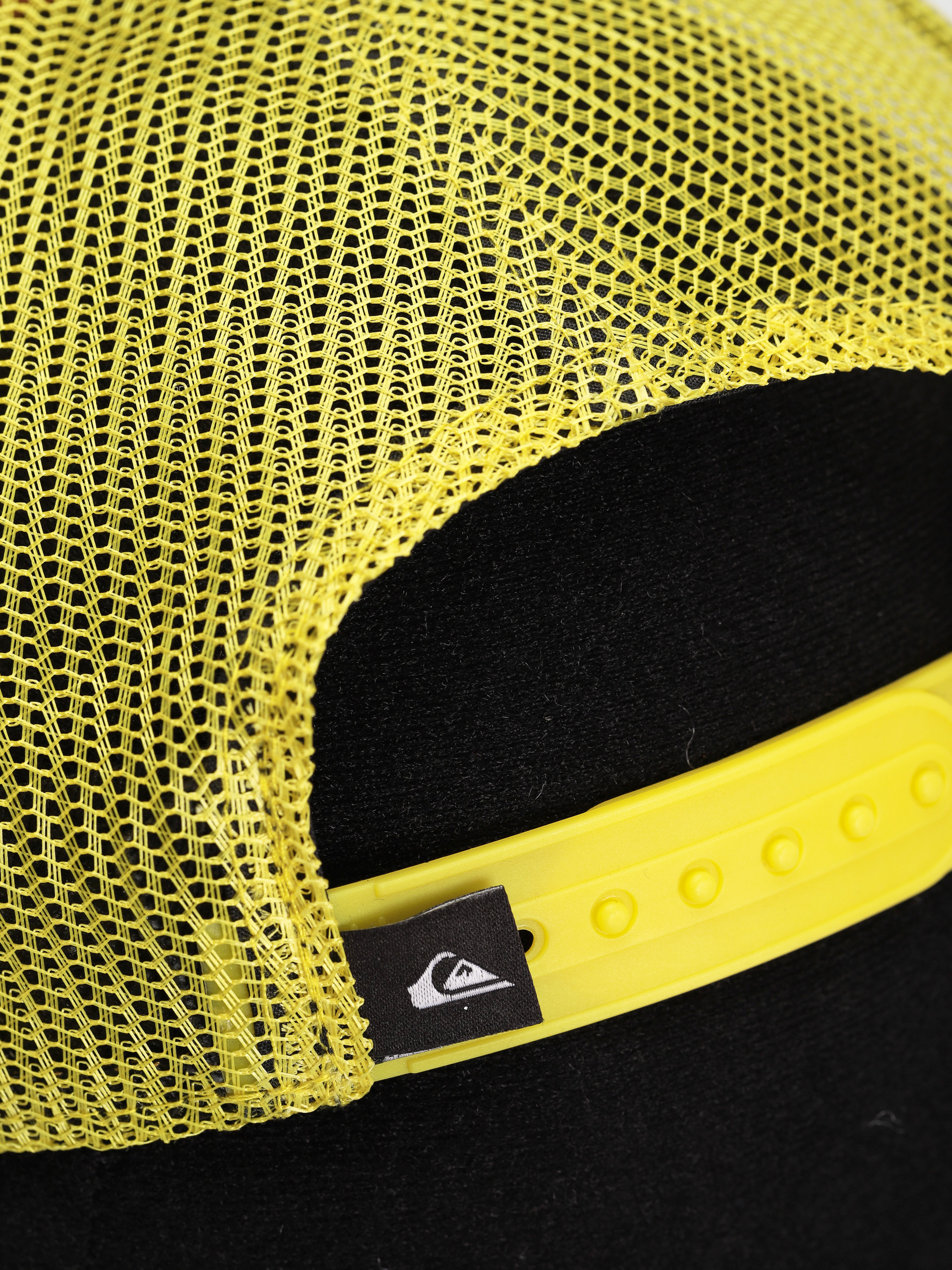 Czapka z daszkiem Quiksilver X Stranger Things Surfer Boy Trucker (lemon zest)