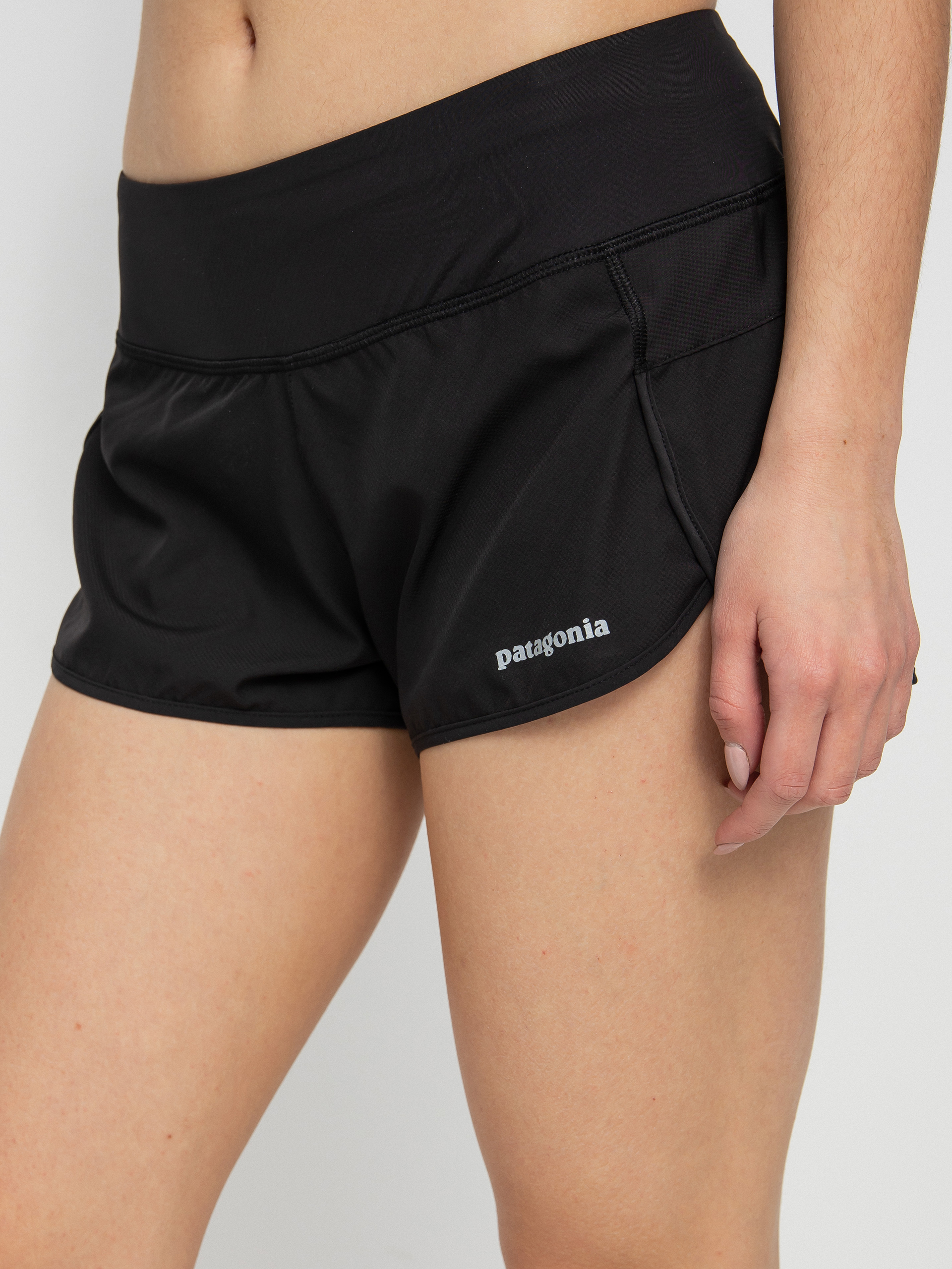 Szorty Patagonia Strider 3 1/2 in Wmn (black)
