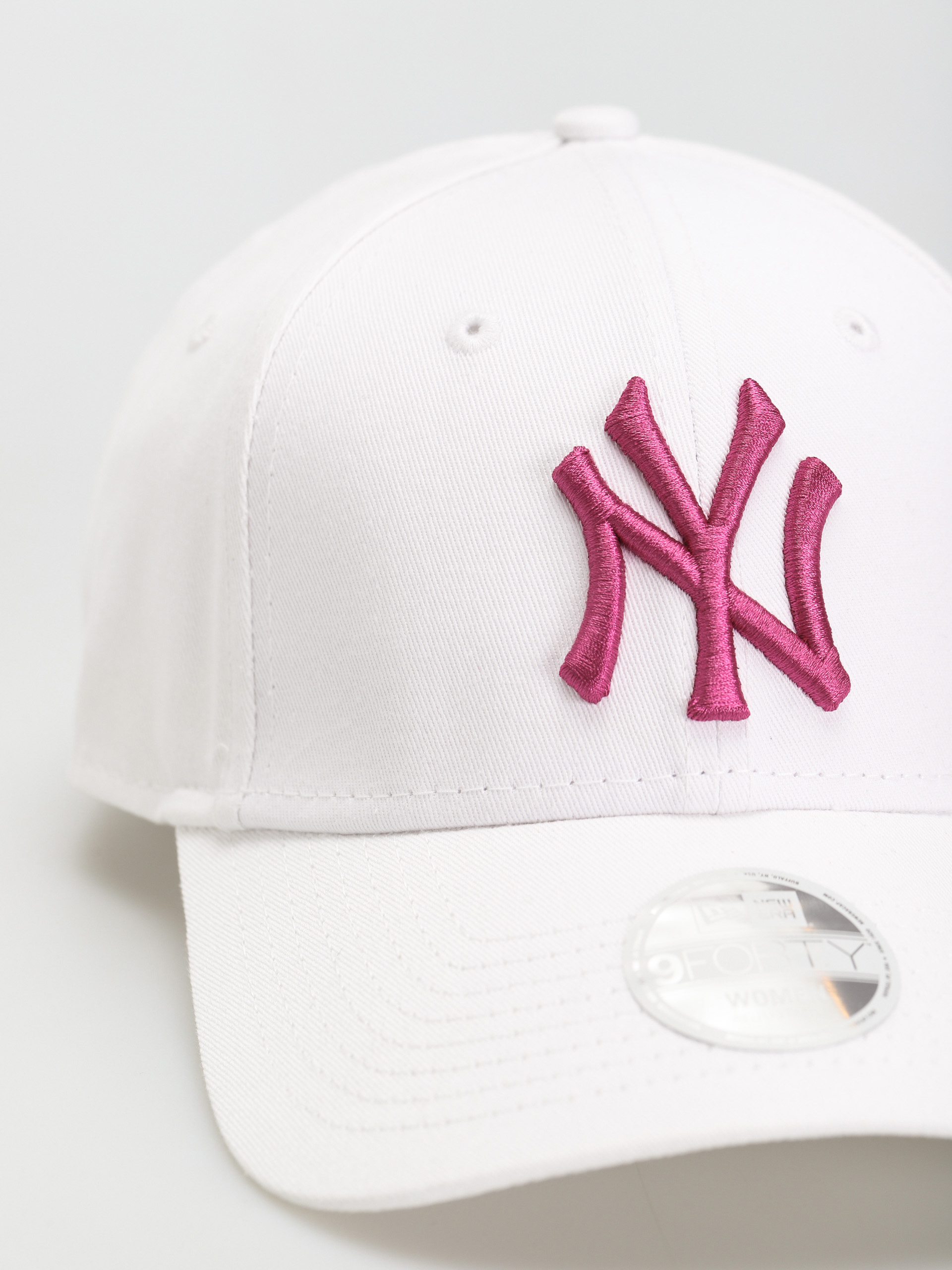 Czapka z daszkiem New Era New York Yankees 9 Forty Wmn (white/pink)