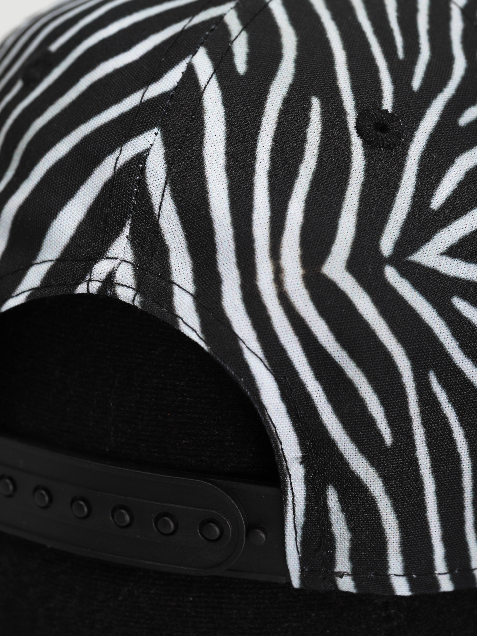 Czapka z daszkiem New Era Los Angeles Dodgers Animal Print 9 Forty Wmn (zebra/white)