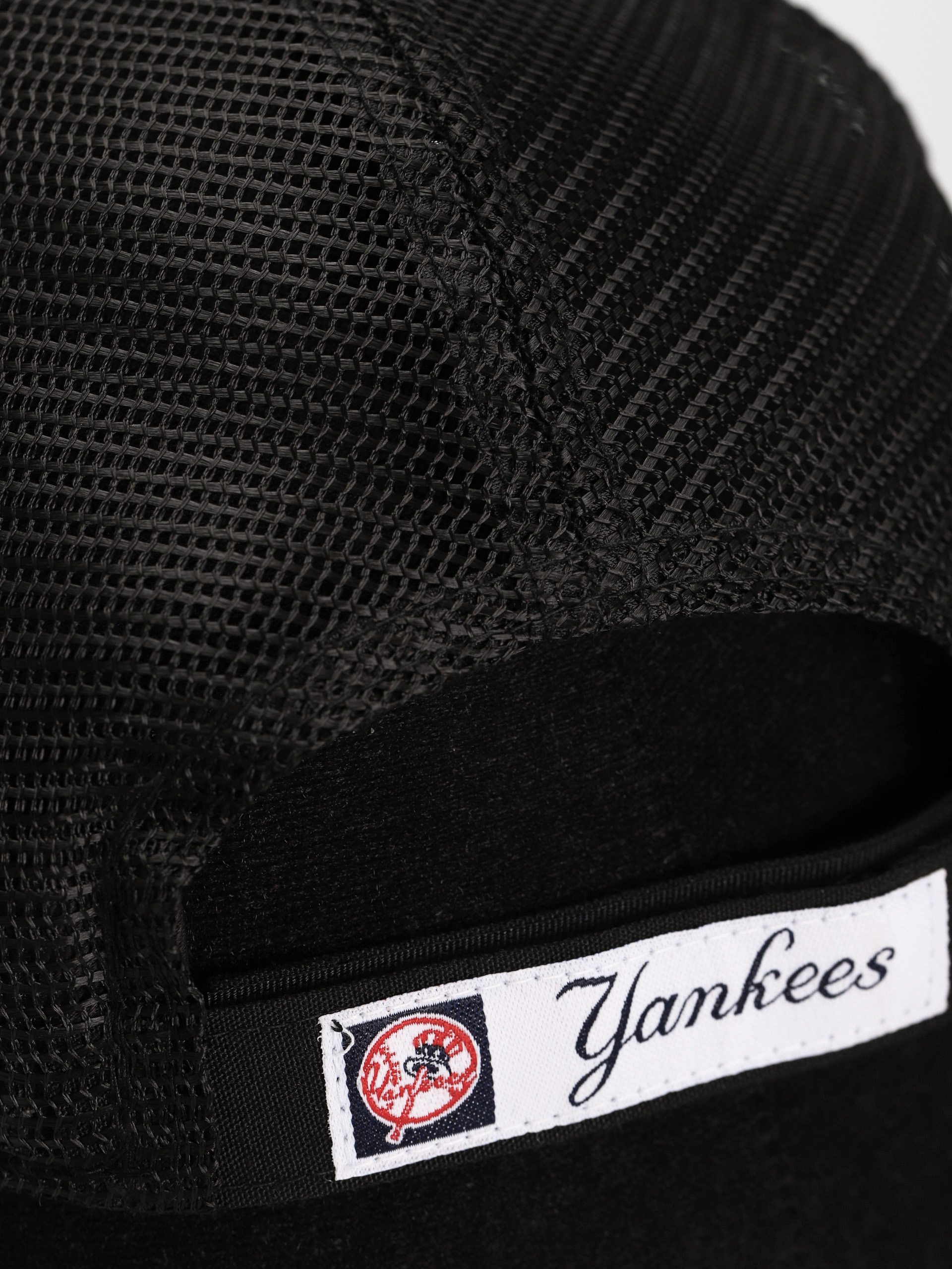 Czapka z daszkiem New Era New York Yankees 9 Forty Trucker (black)