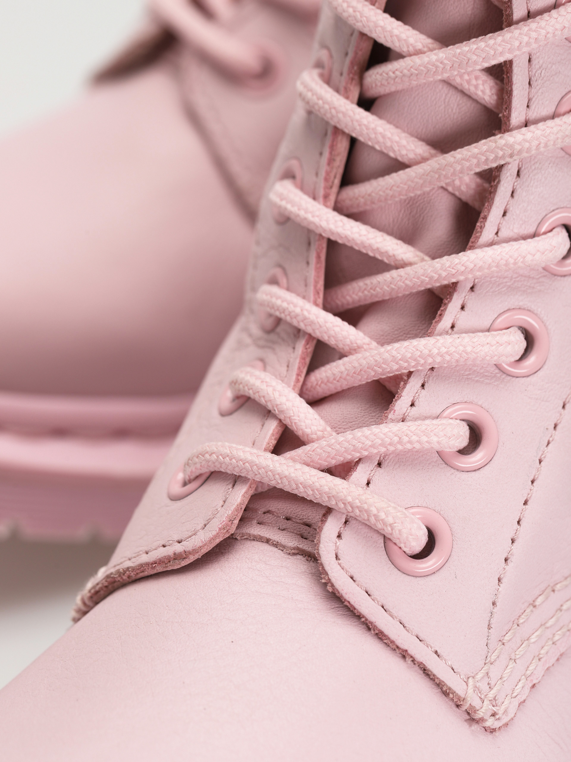 Buty Dr. Martens 1460 Pascal Wmn (chalk pink mono)