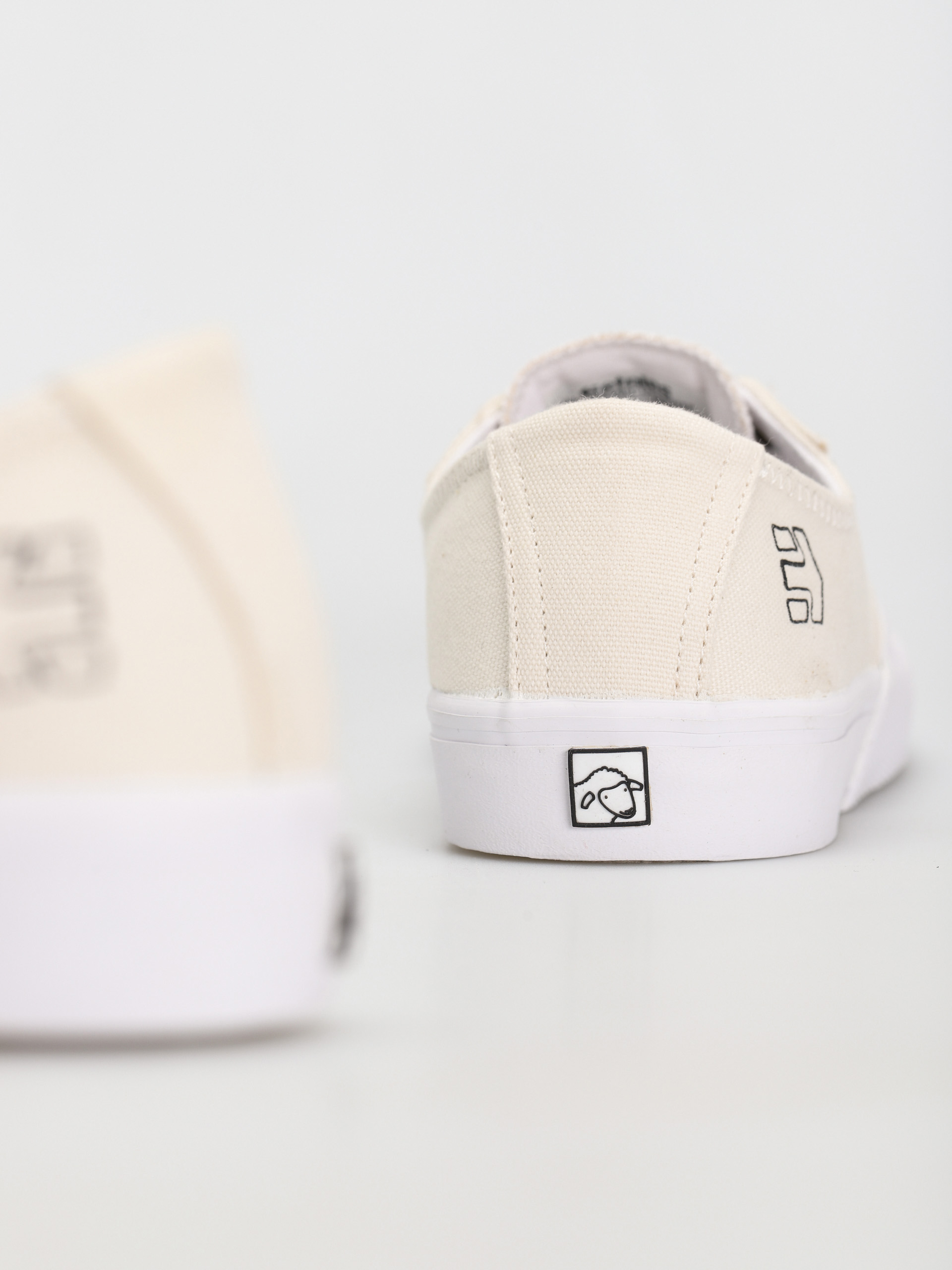 Buty Etnies Jameson Vulc Ls X Sheep (white/white/gum)