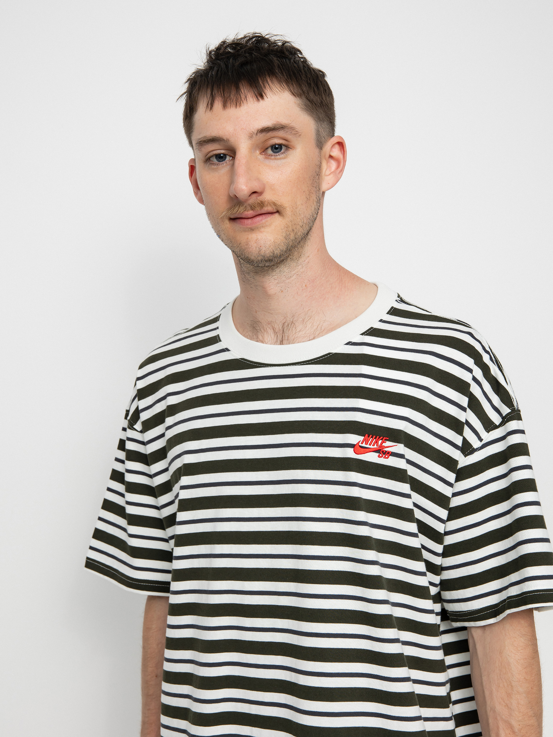 T-shirt Nike SB YD Stripe (sail/dk smoke grey/sequoia)