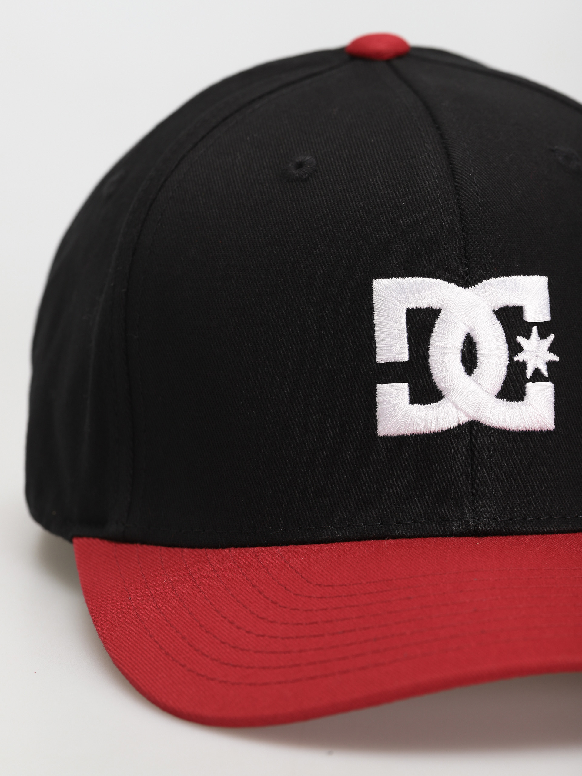 Czapka z daszkiem DC Star Seasonal (black/chili pepper)