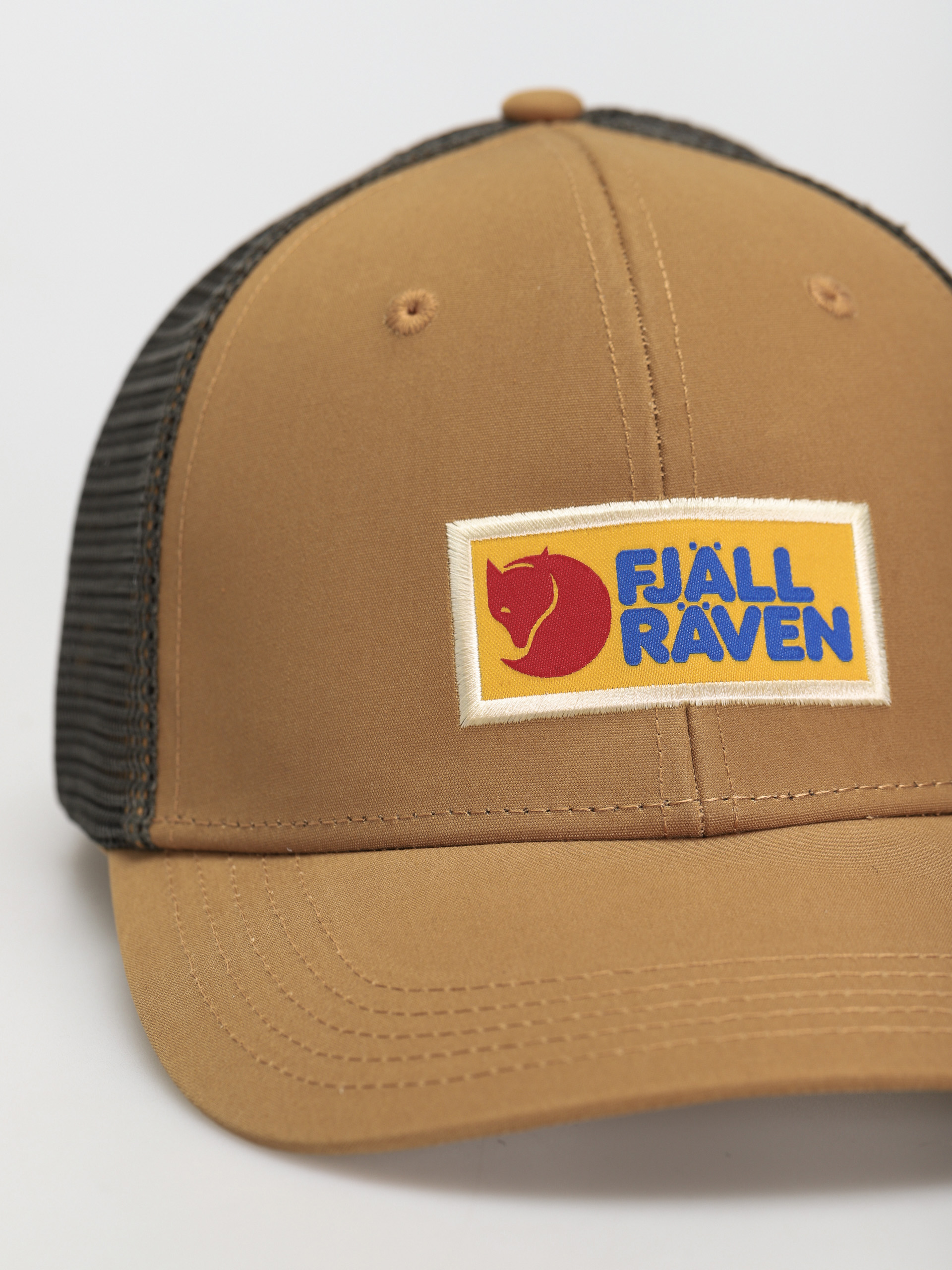 Czapka z daszkiem Fjallraven Vardag Langtradarkeps (buckwheat brown)