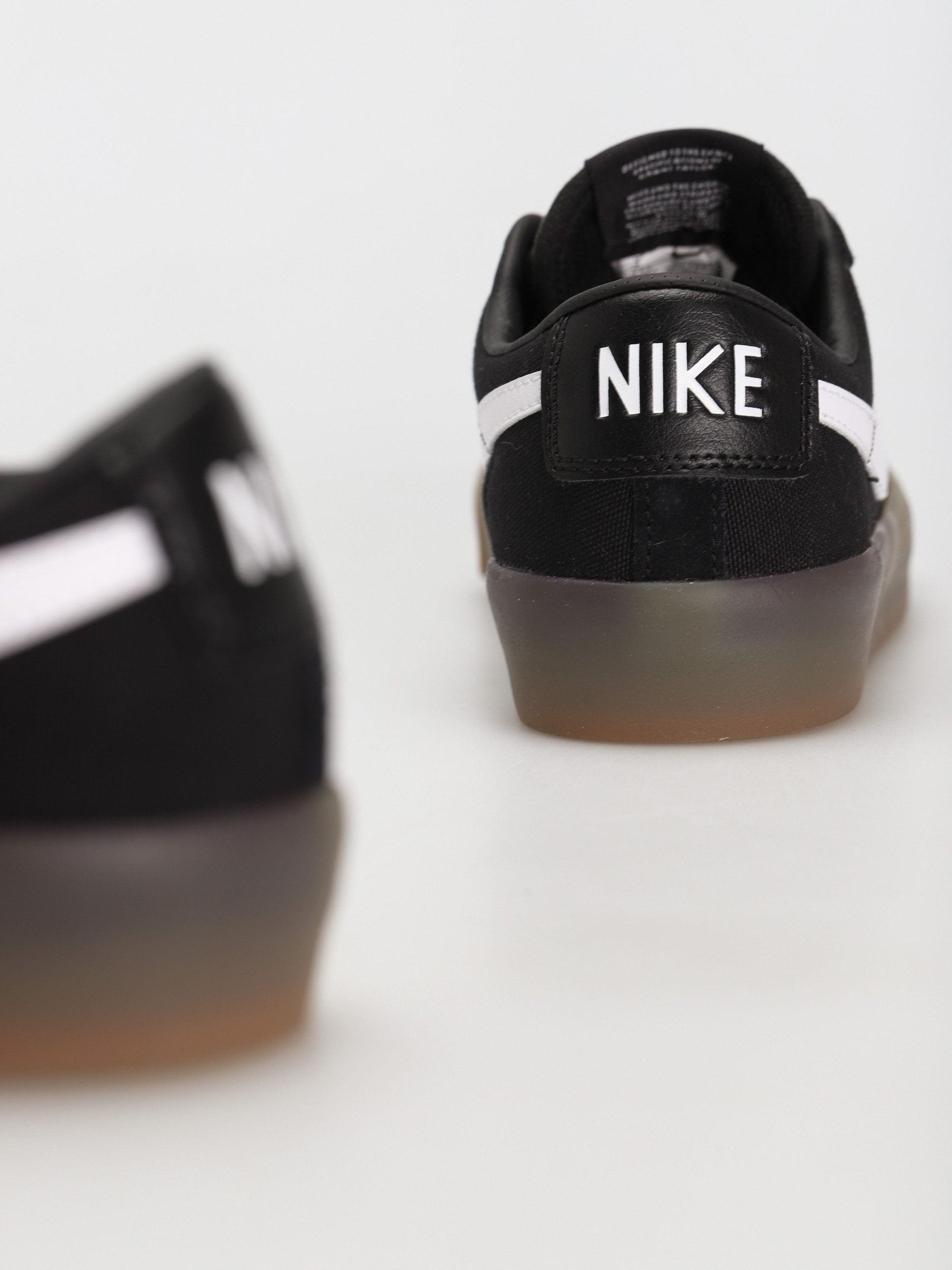 Buty Nike SB Zoom Blazer Low Pro Gt (black/white black white)