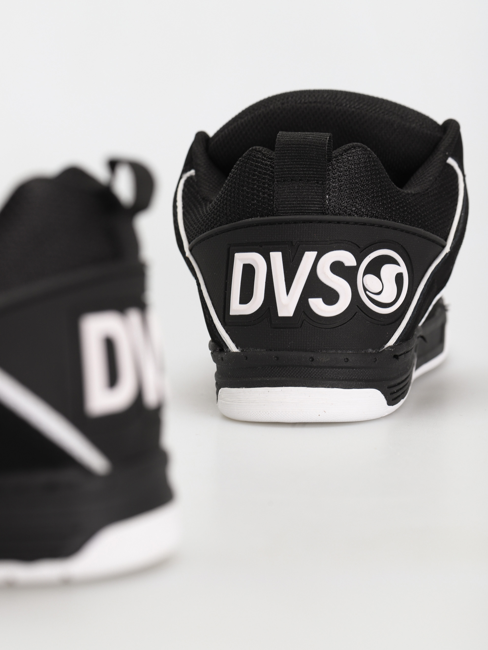 Buty DVS Comanche (black white leather nubuck)