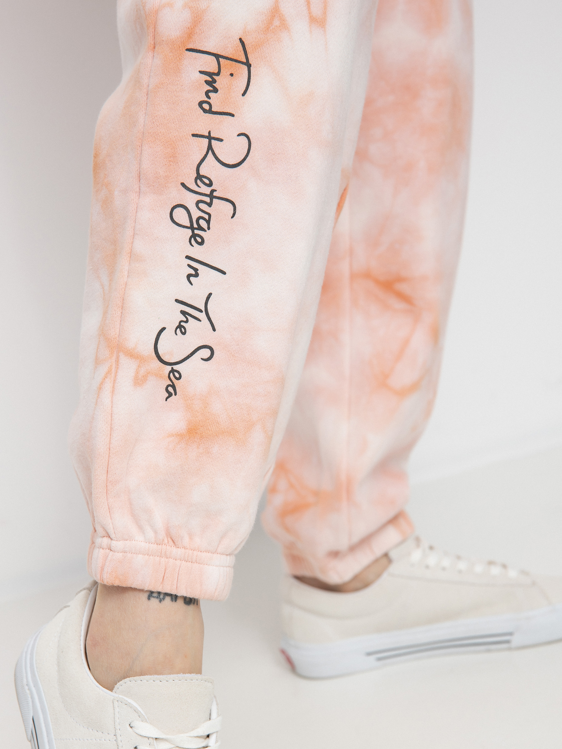 Spodnie Salty Crew Alpha Wmn (peach tie dye)