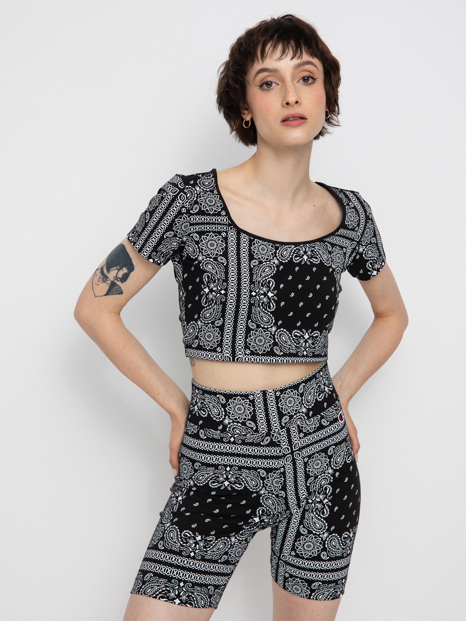 T-shirt Champion Crewneck Croptop 115127 Wmn (nbk/allover)