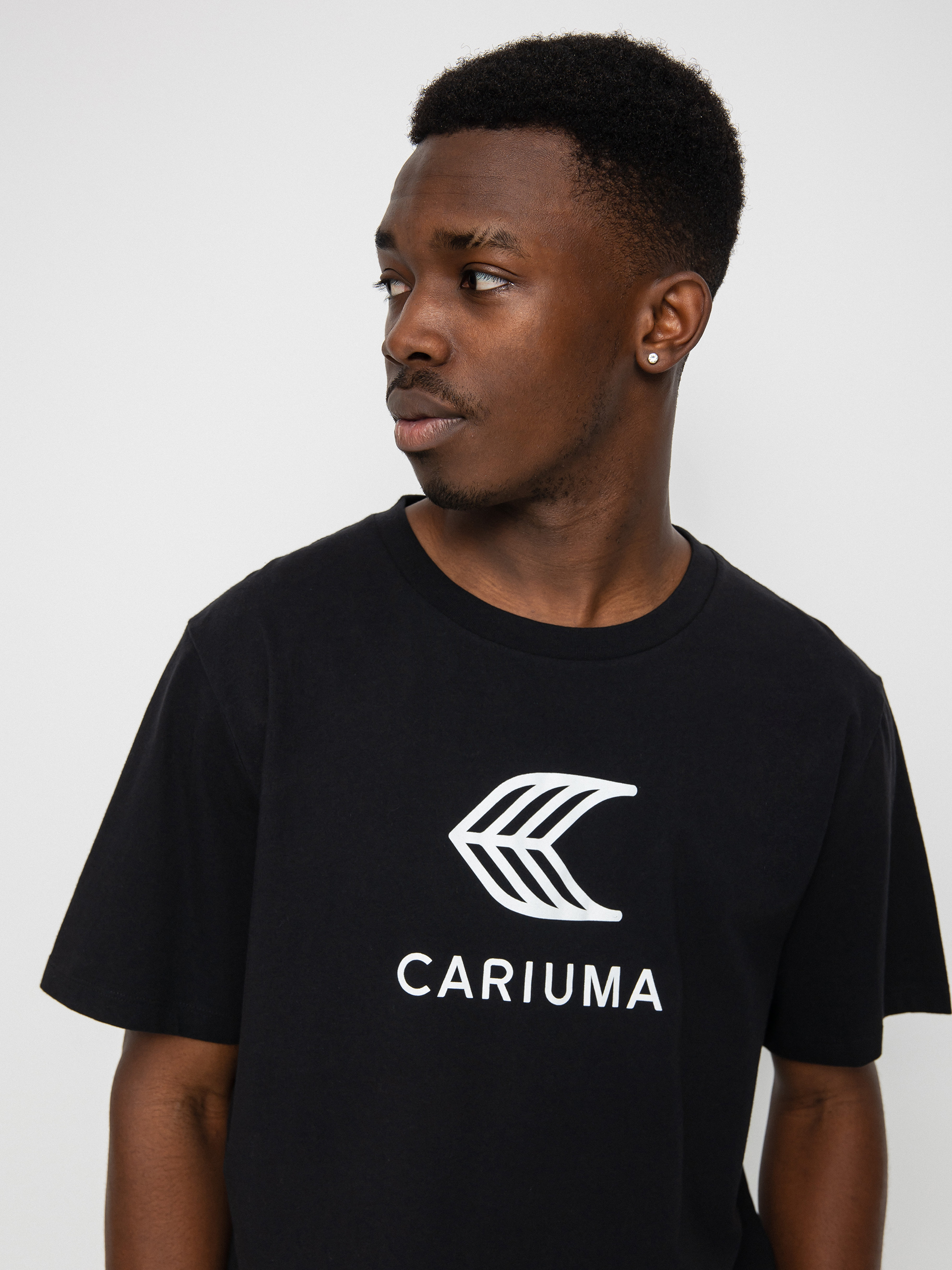 T-shirt Cariuma Logo (black)