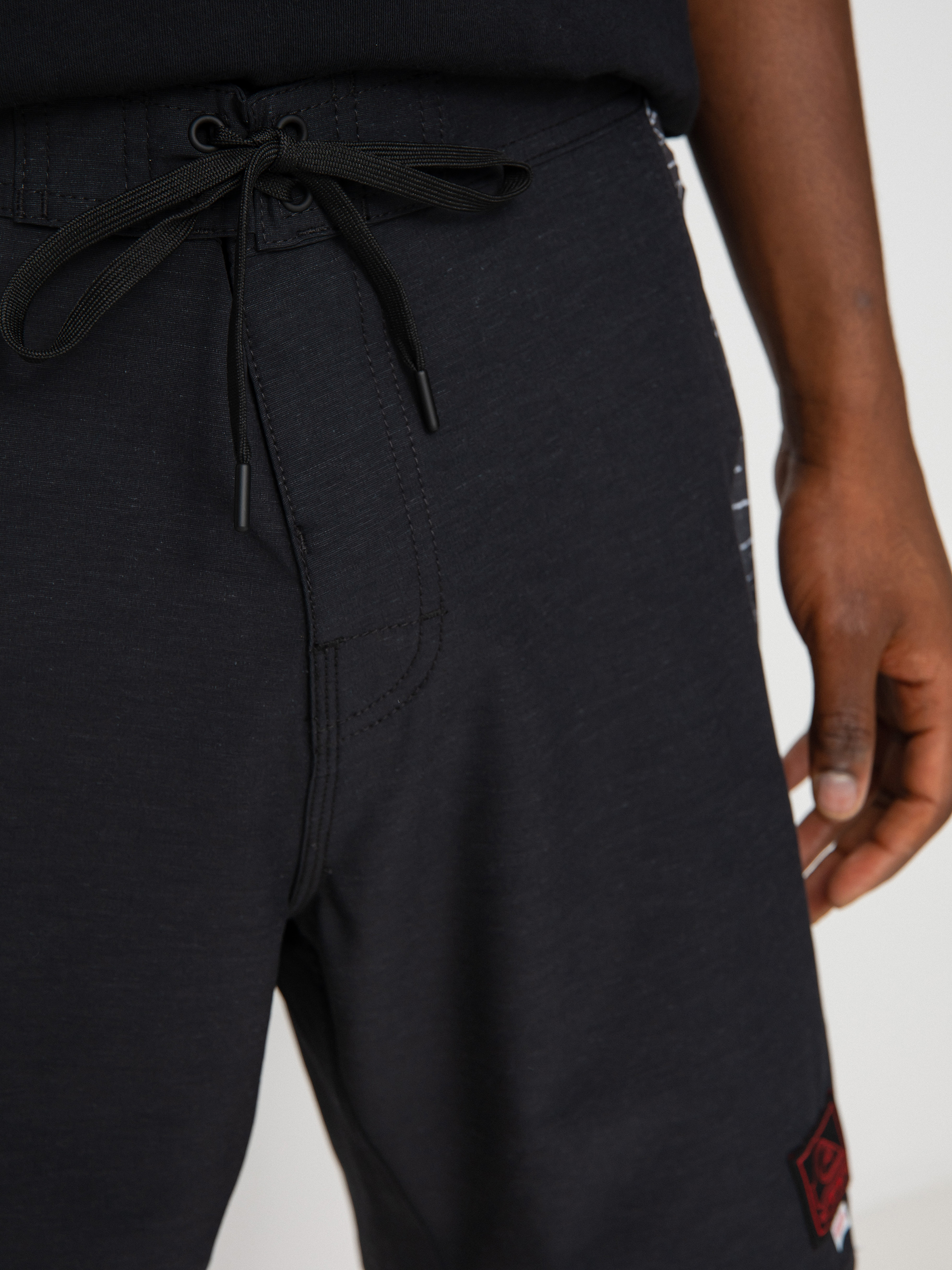 Boardshorty Quiksilver X Stranger Things Original Arch 1986 18 (the upside down)