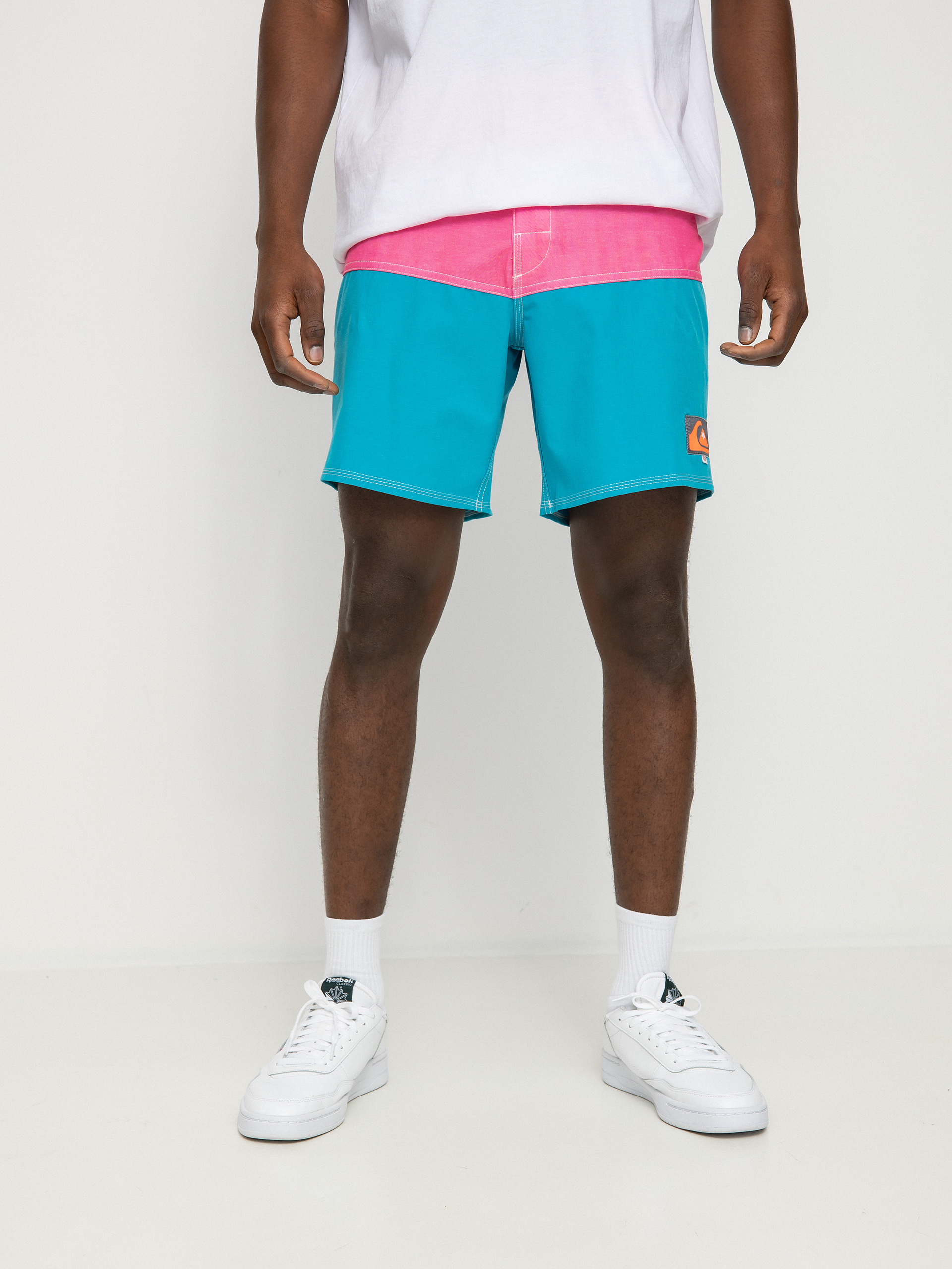 Boardshorty Quiksilver X Stranger Things Butt Logo 1986 17 (lenora hills)