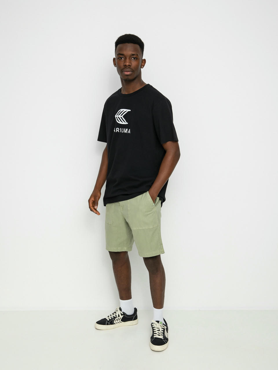 T-shirt Cariuma Logo (black)