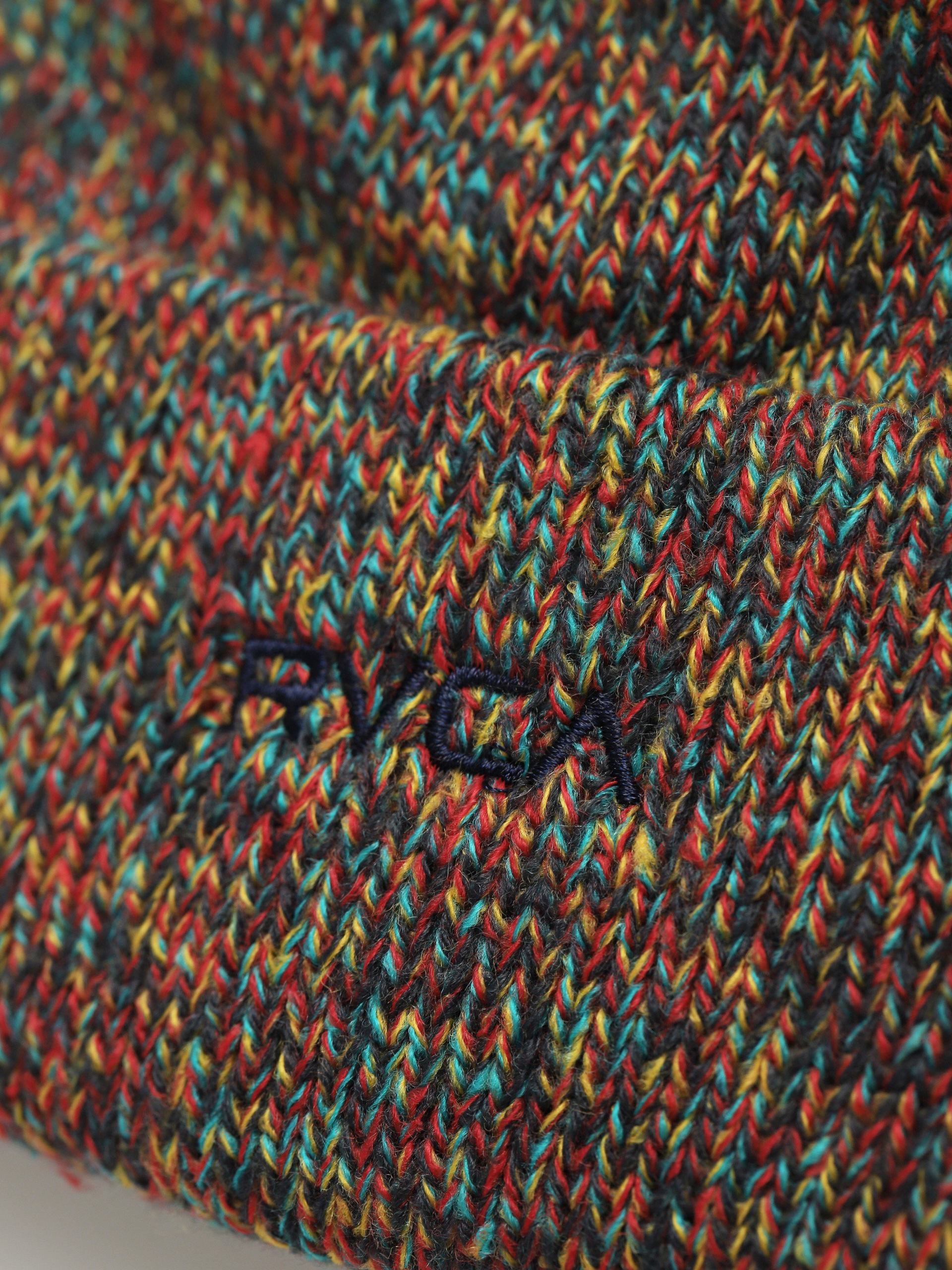 Czapka zimowa RVCA Trails Beanie (navy marine)